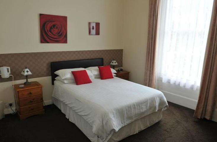 Double Room with Private Bathroom - Photo 1