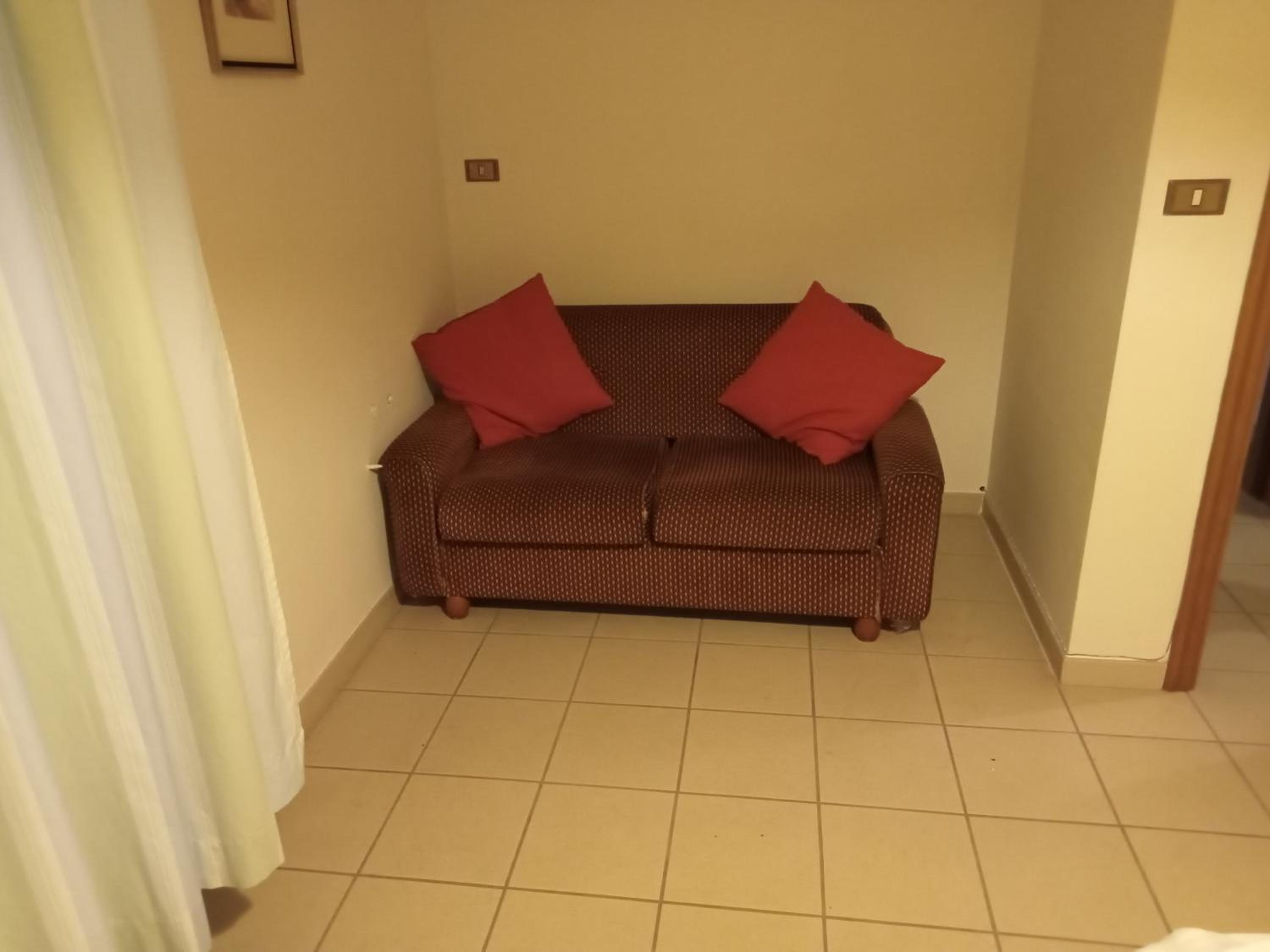 Single Room photo 1