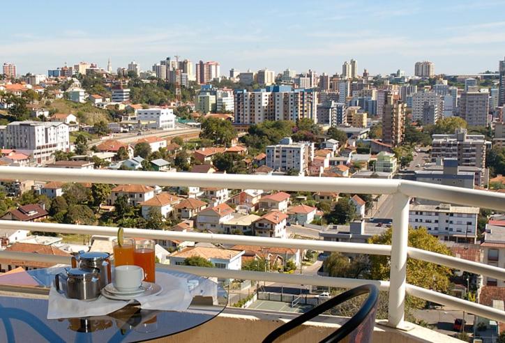 Deluxe Double or Twin Room with City View photo 3
