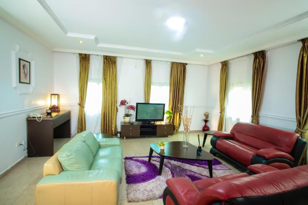 Apartment photo 1