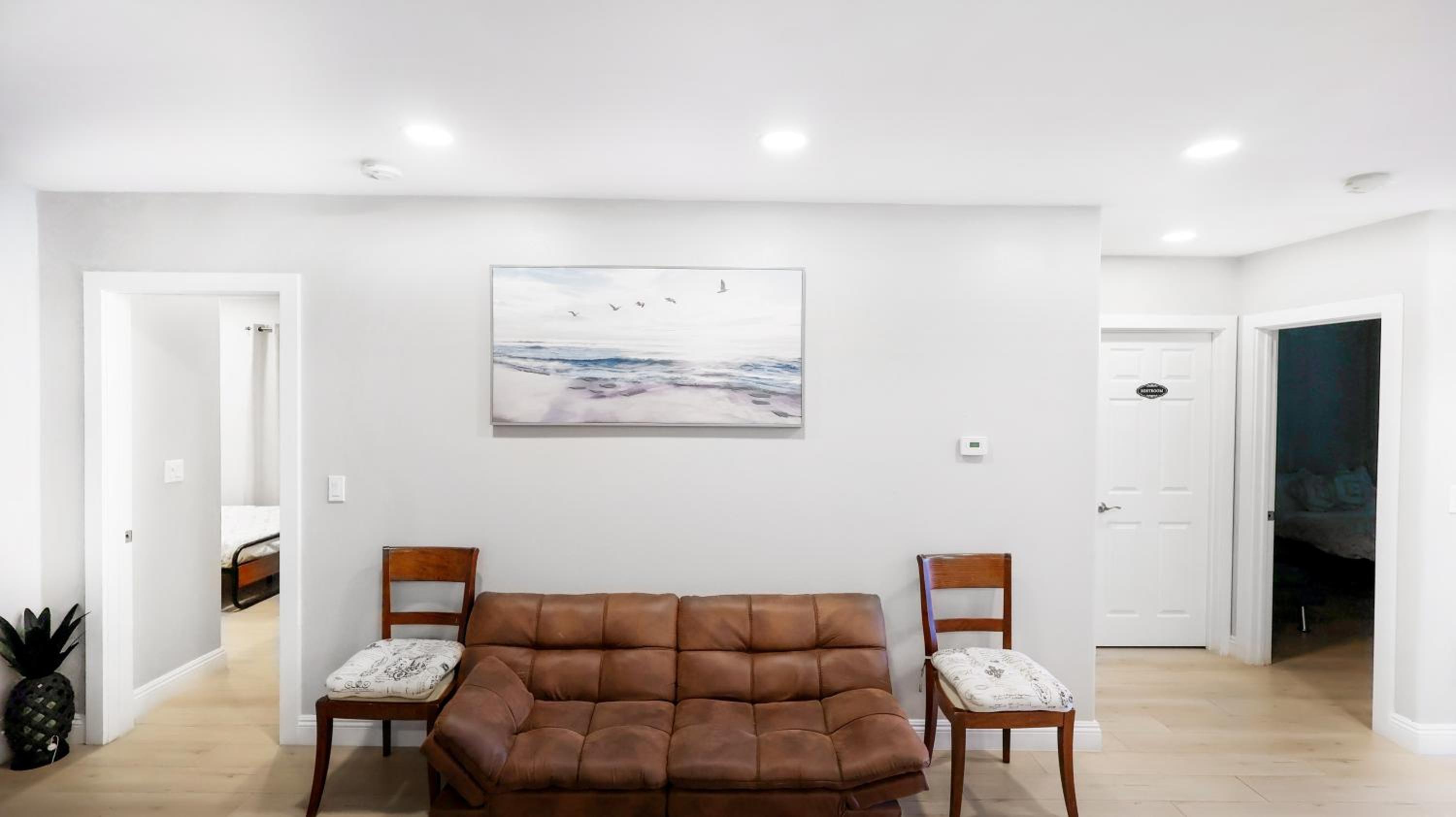 Three-Bedroom Apartment photo 1