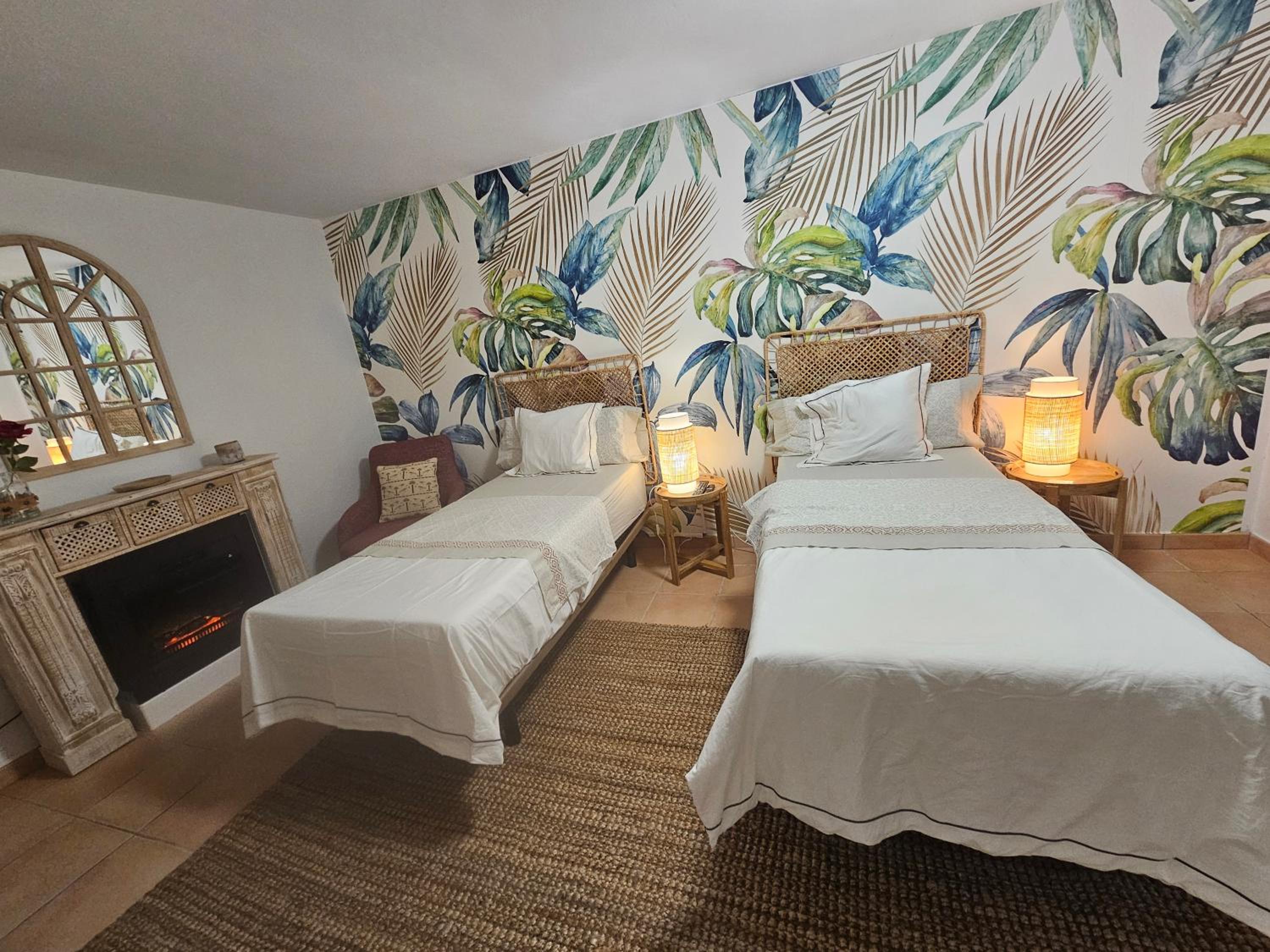 Habitación Doble o con Dos Camas con Baño Compartido