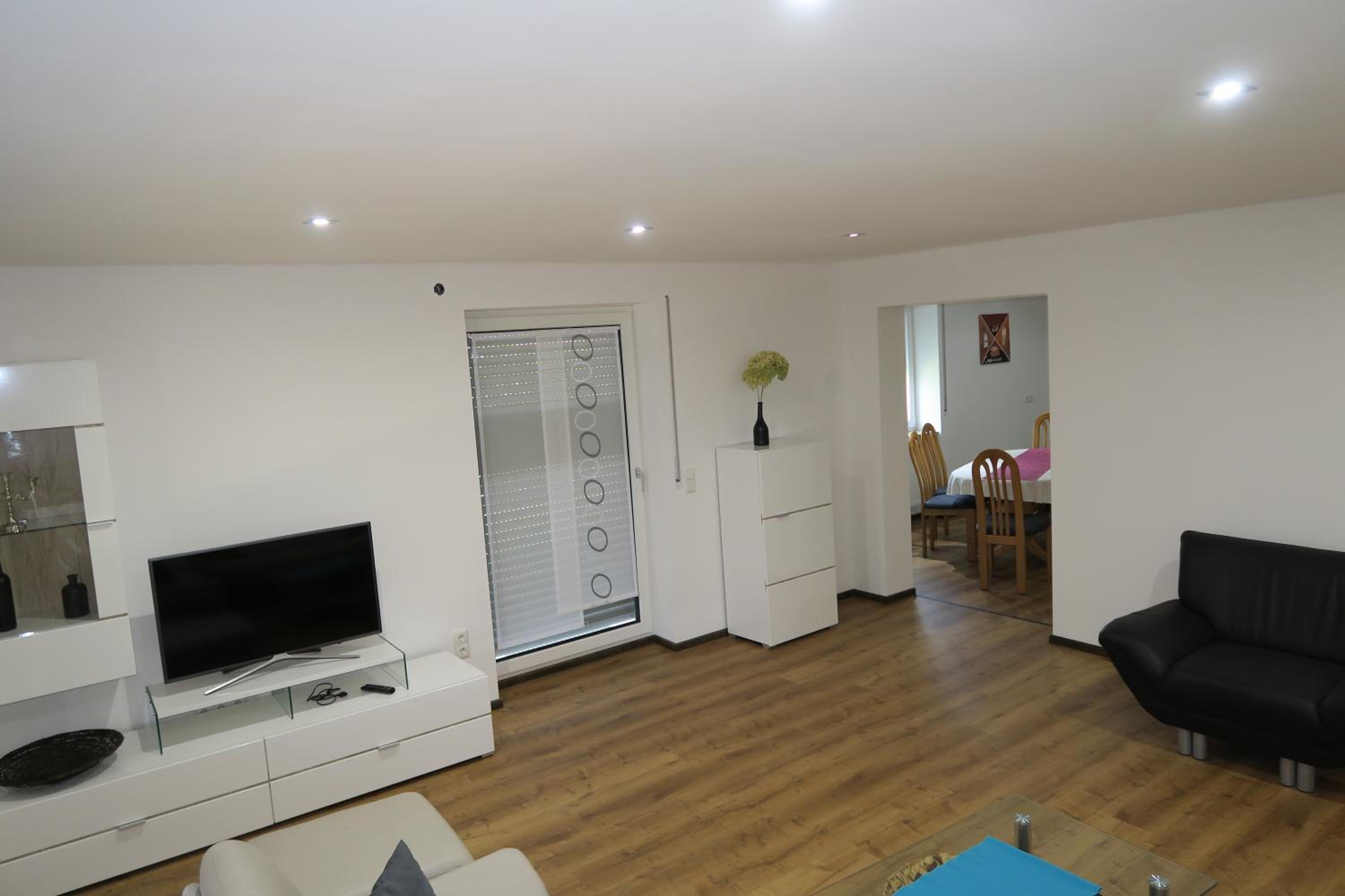 Three-Bedroom Apartment photo 2