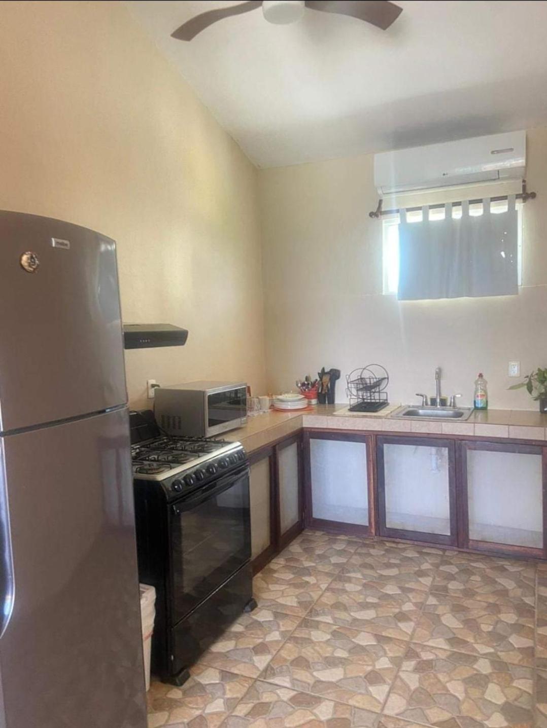 One-Bedroom Apartment With Sea View And Balcony photo 3