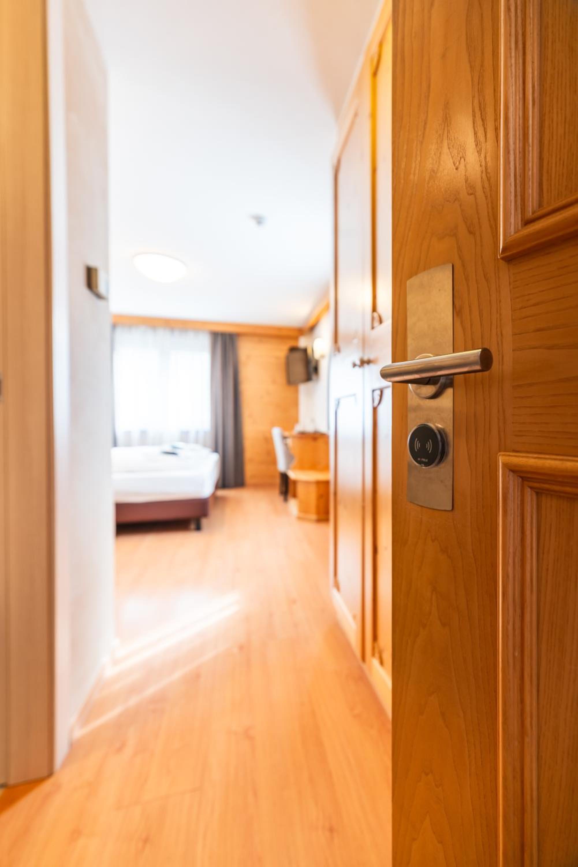 Double Room with Balcony photo 3