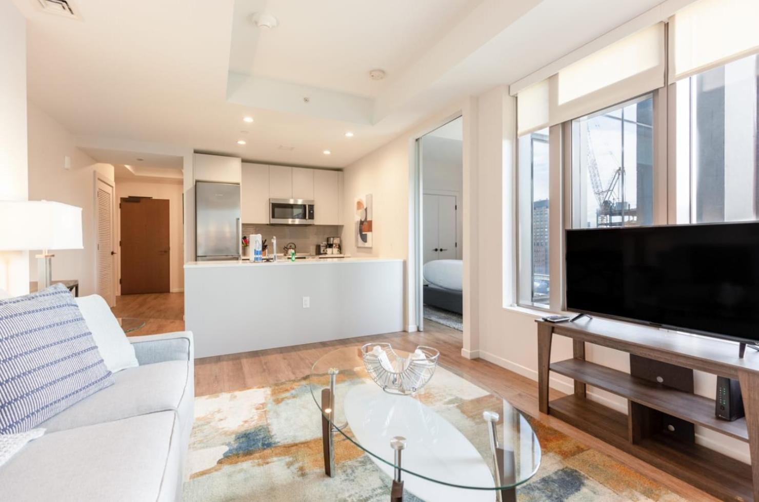 Apartment photo 2