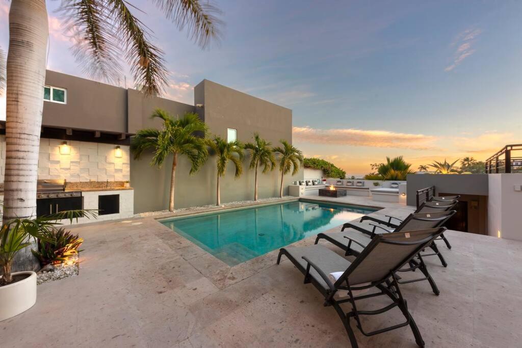 Villa photo 3