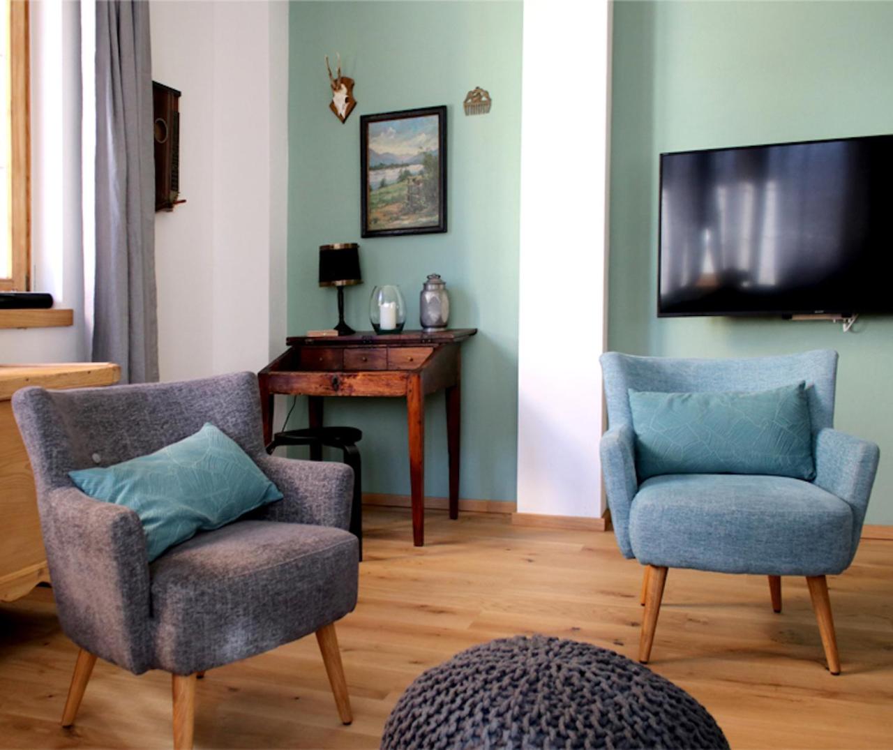 Apartment with Terrace photo 2