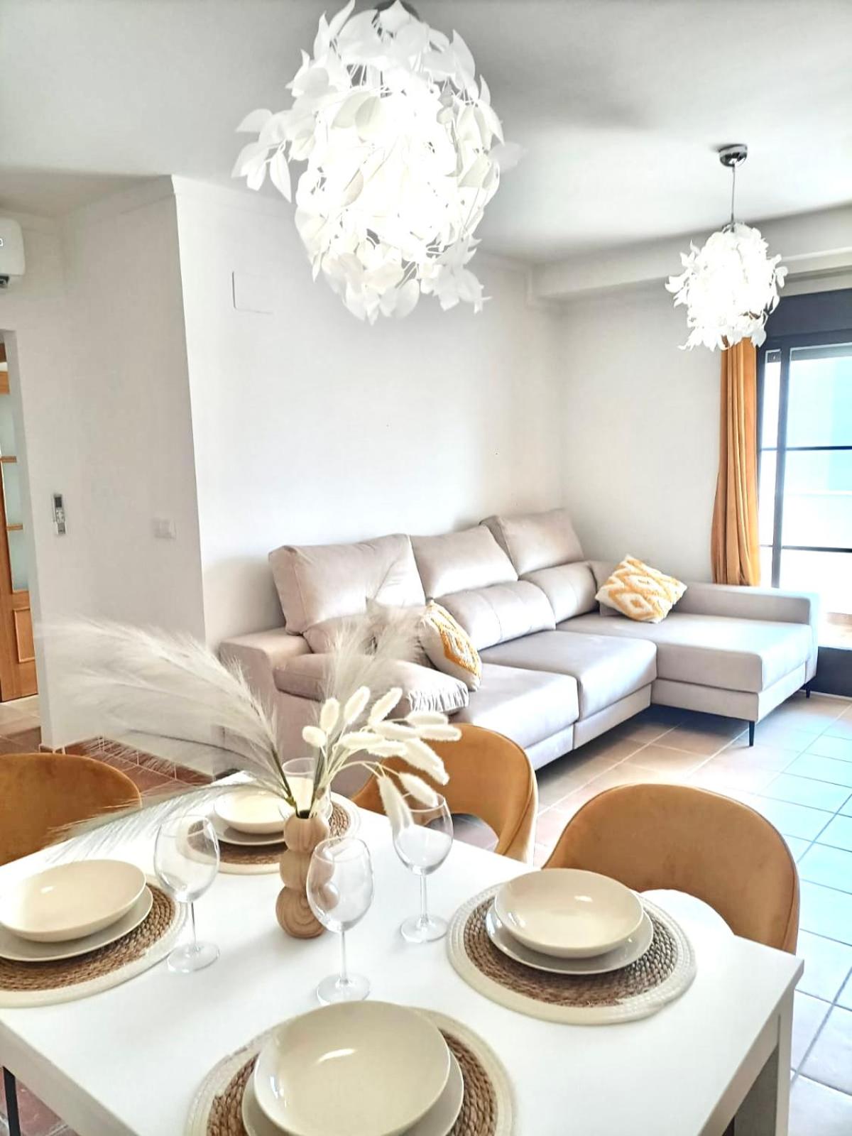 Apartamento de Dos Habitaciones con Vista