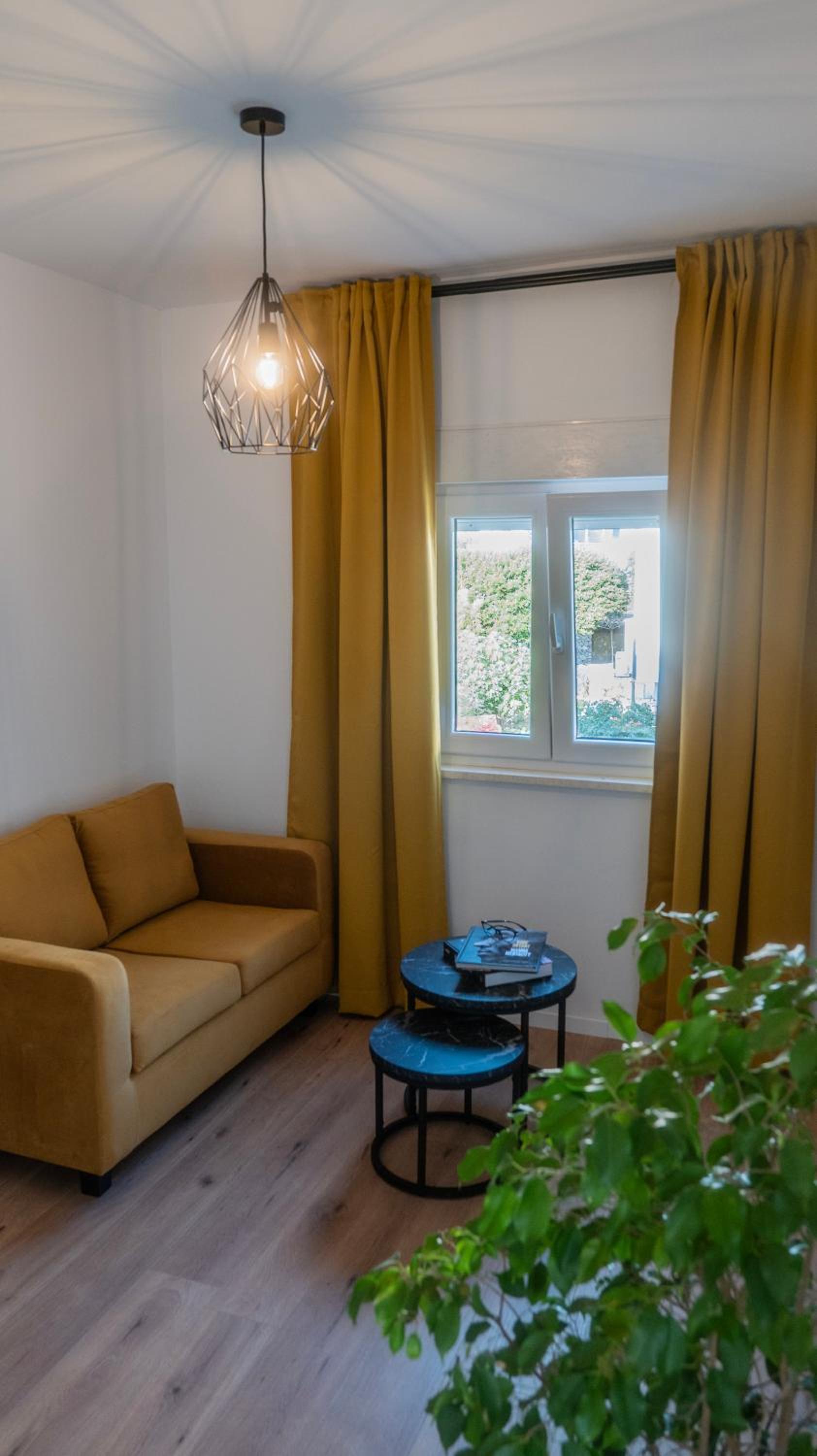 One-Bedroom Apartment with Sea View photo 1