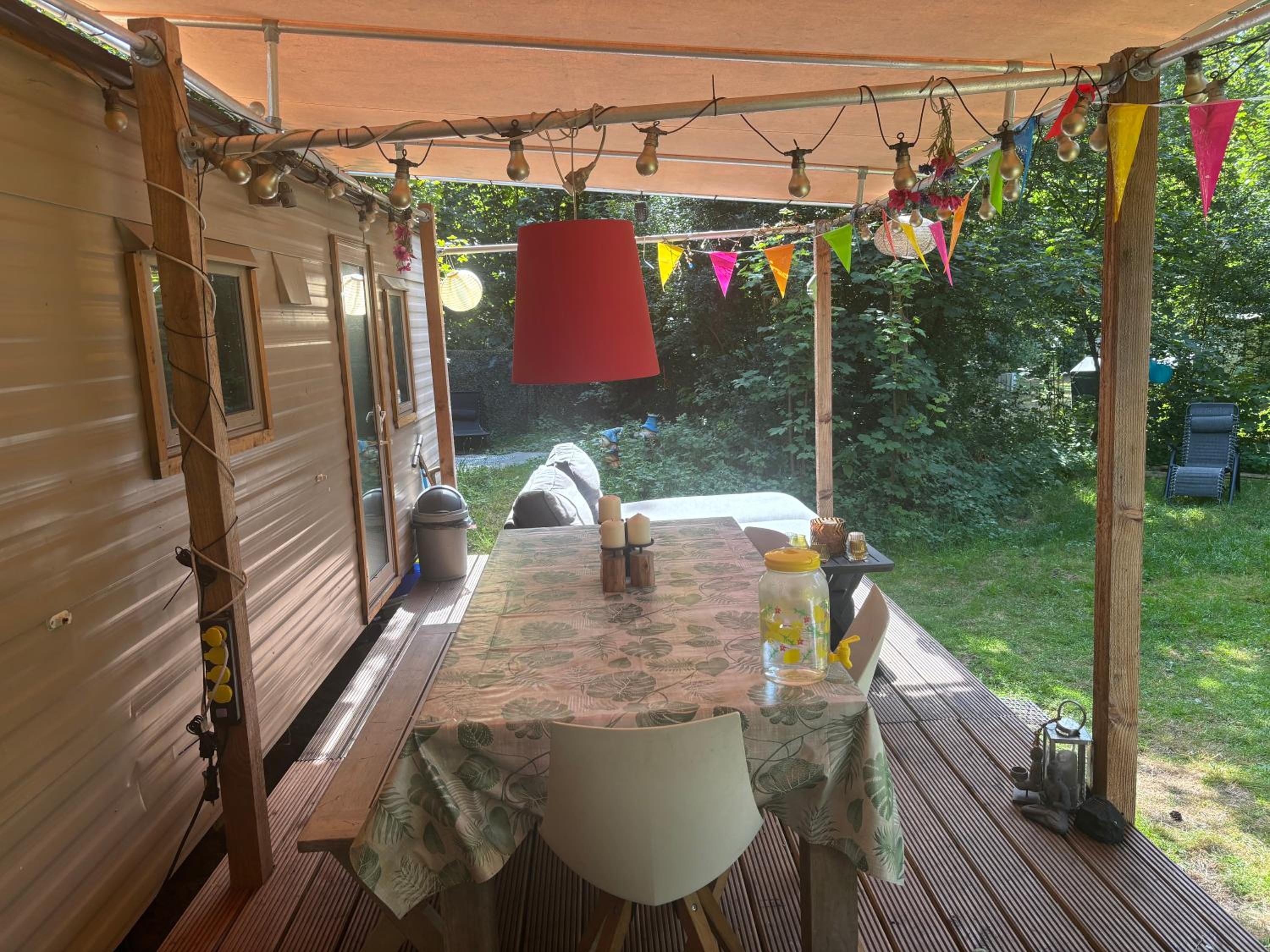Mobile Home photo 2