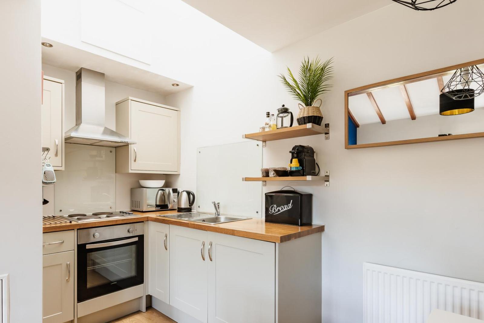 One-Bedroom House photo 2