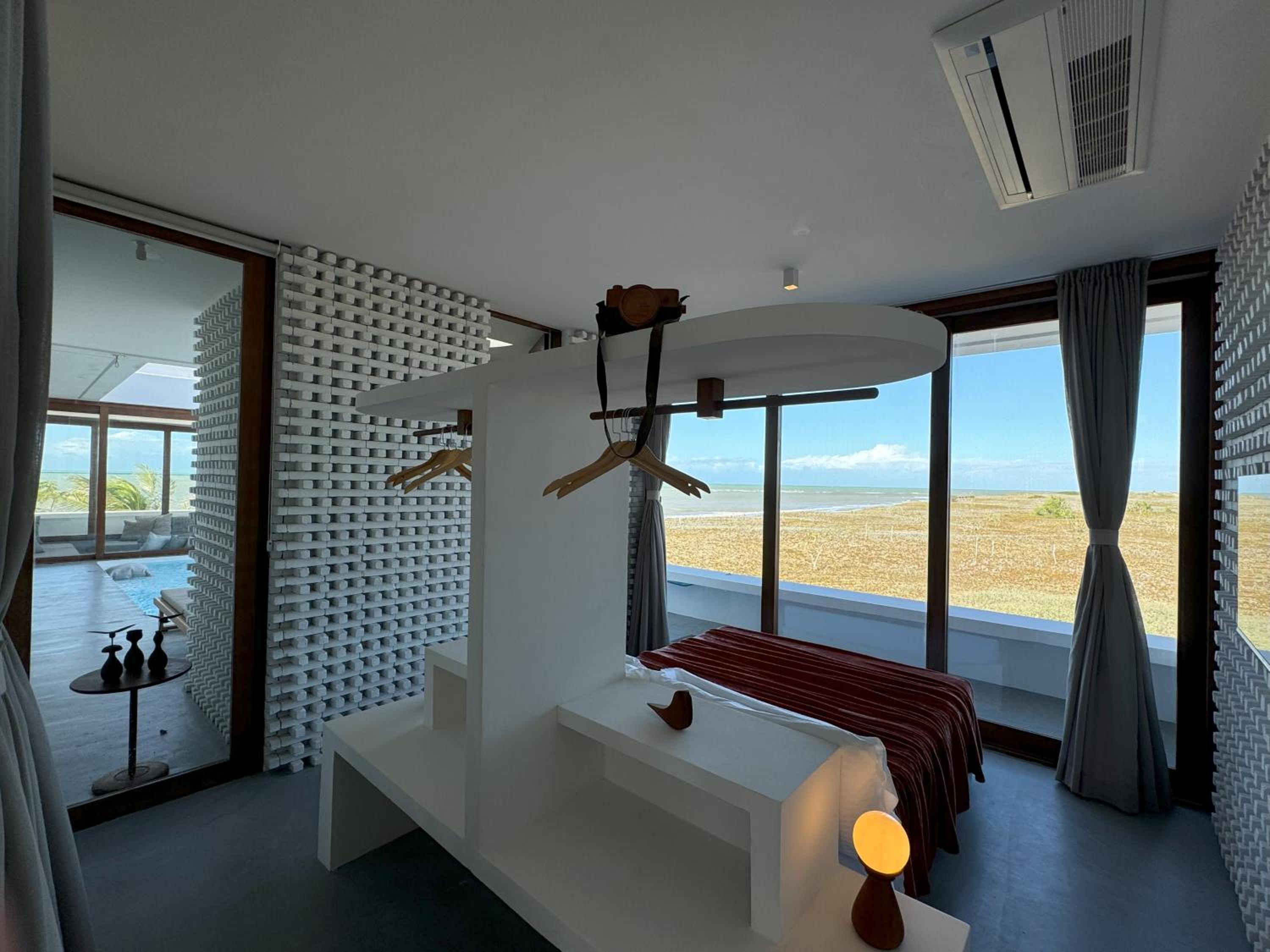 Queen Suite with Sea View