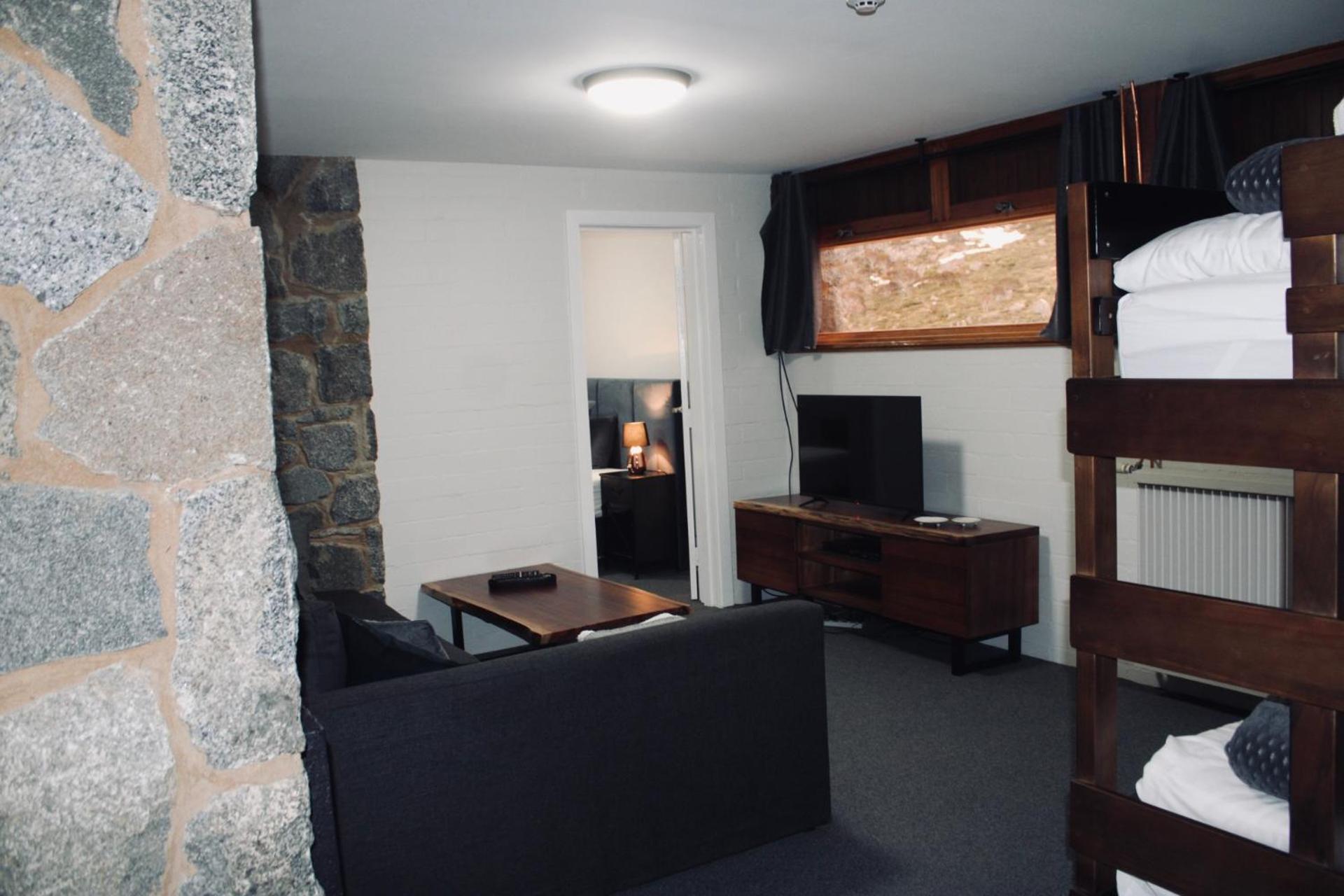 Suite with Mountain View