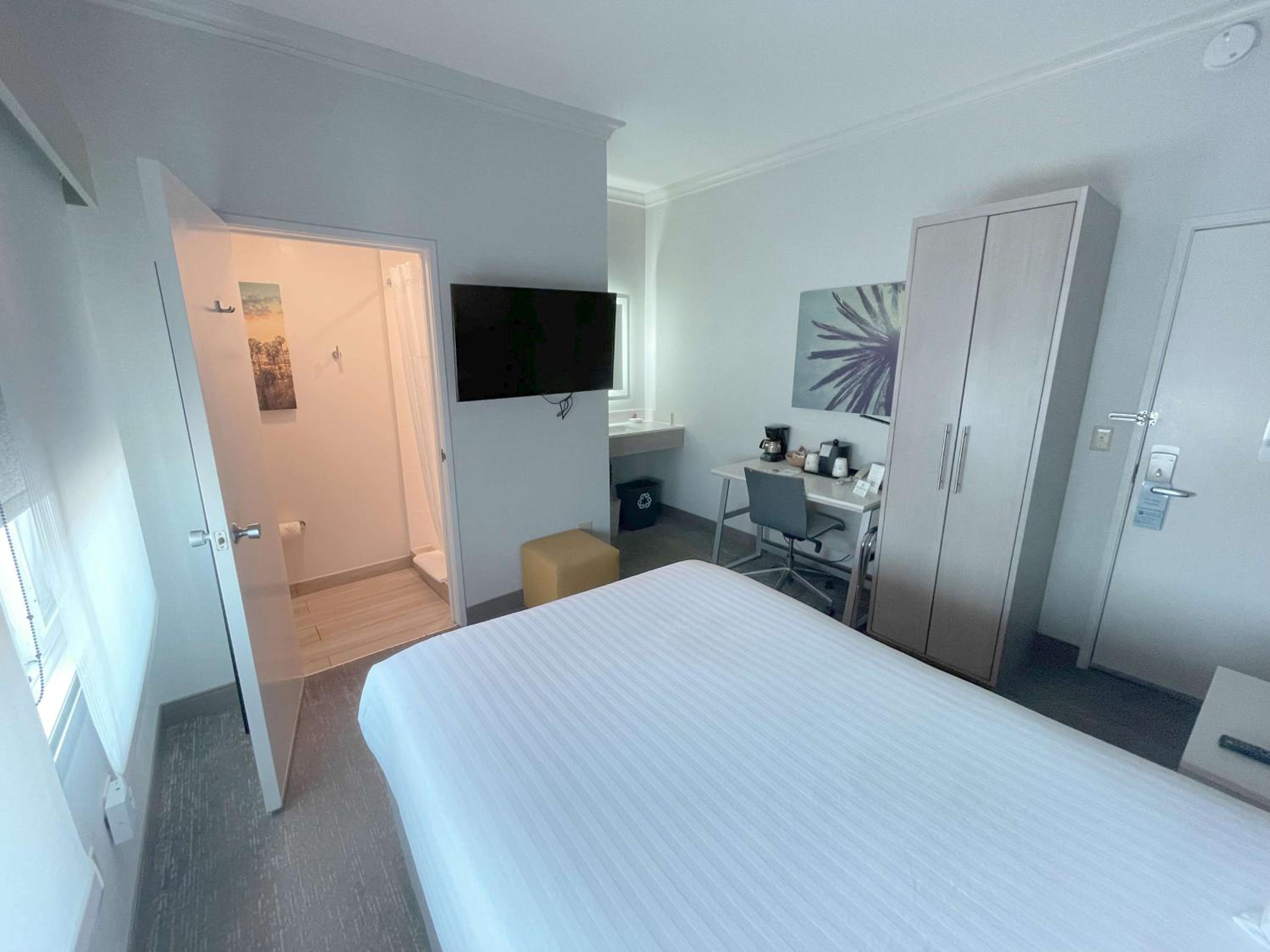Small Double Room