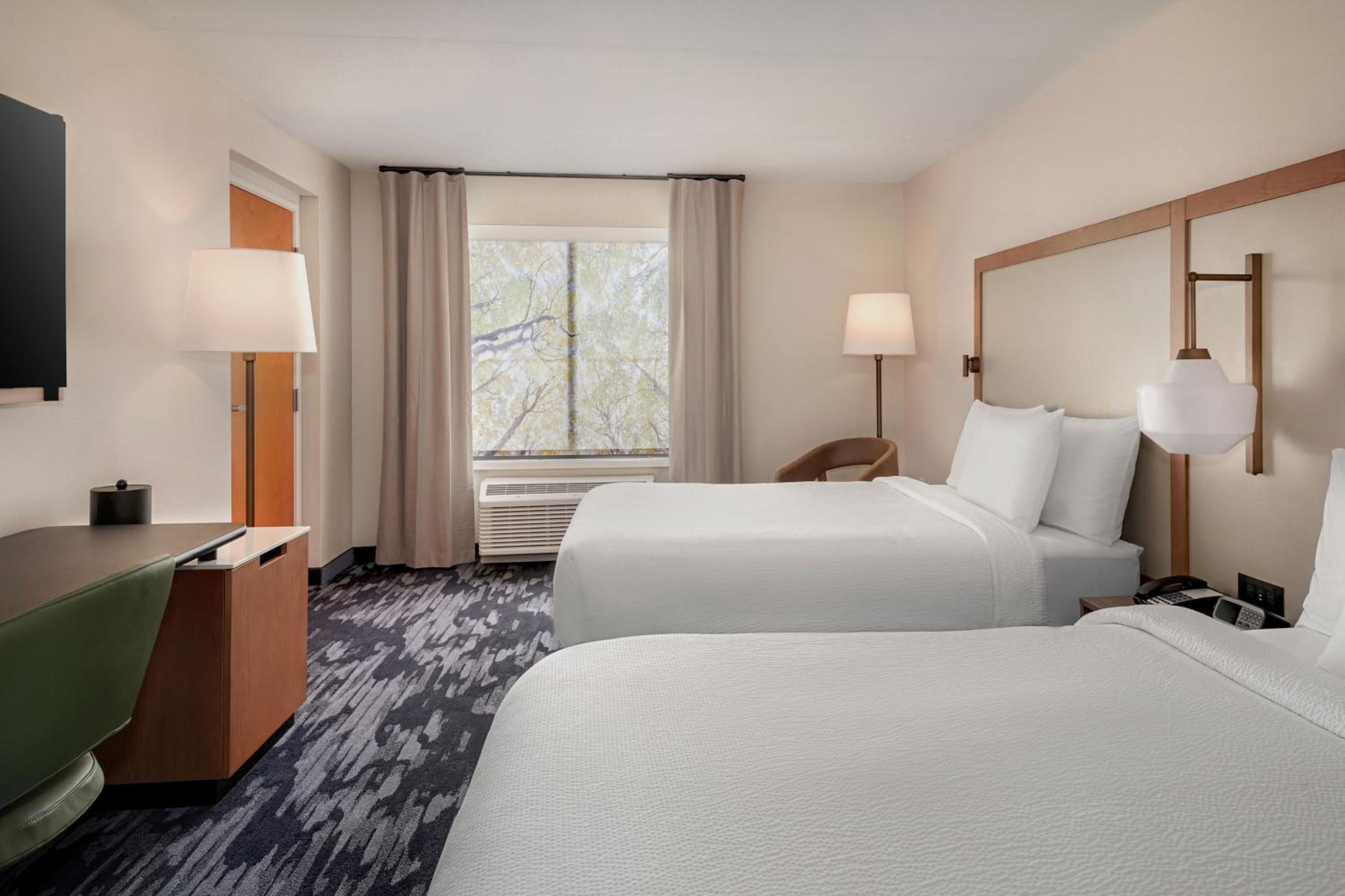 Standard Queen Room with Two Queen Beds - Photo 1