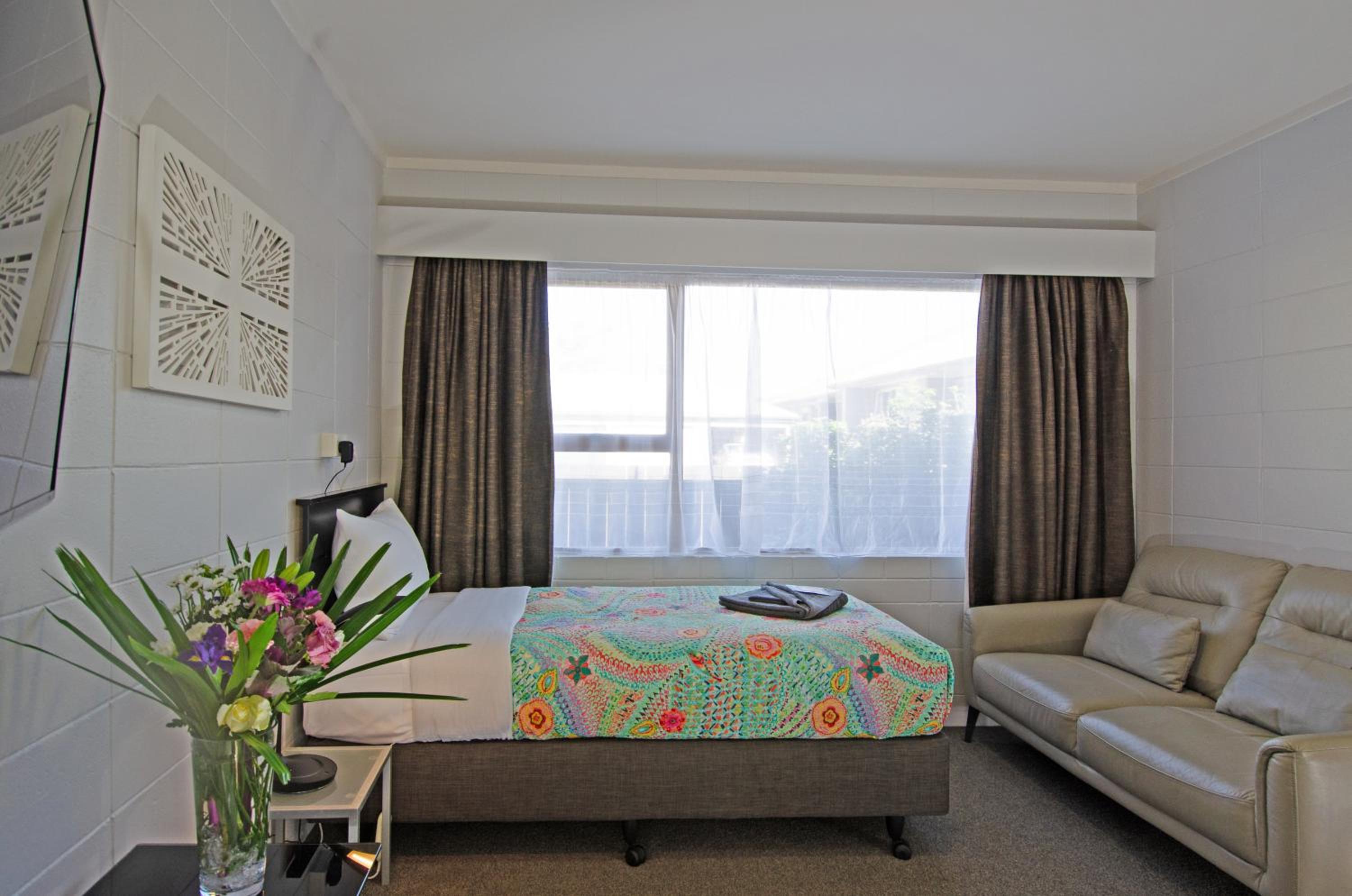 Standard Queen Room - Photo 1