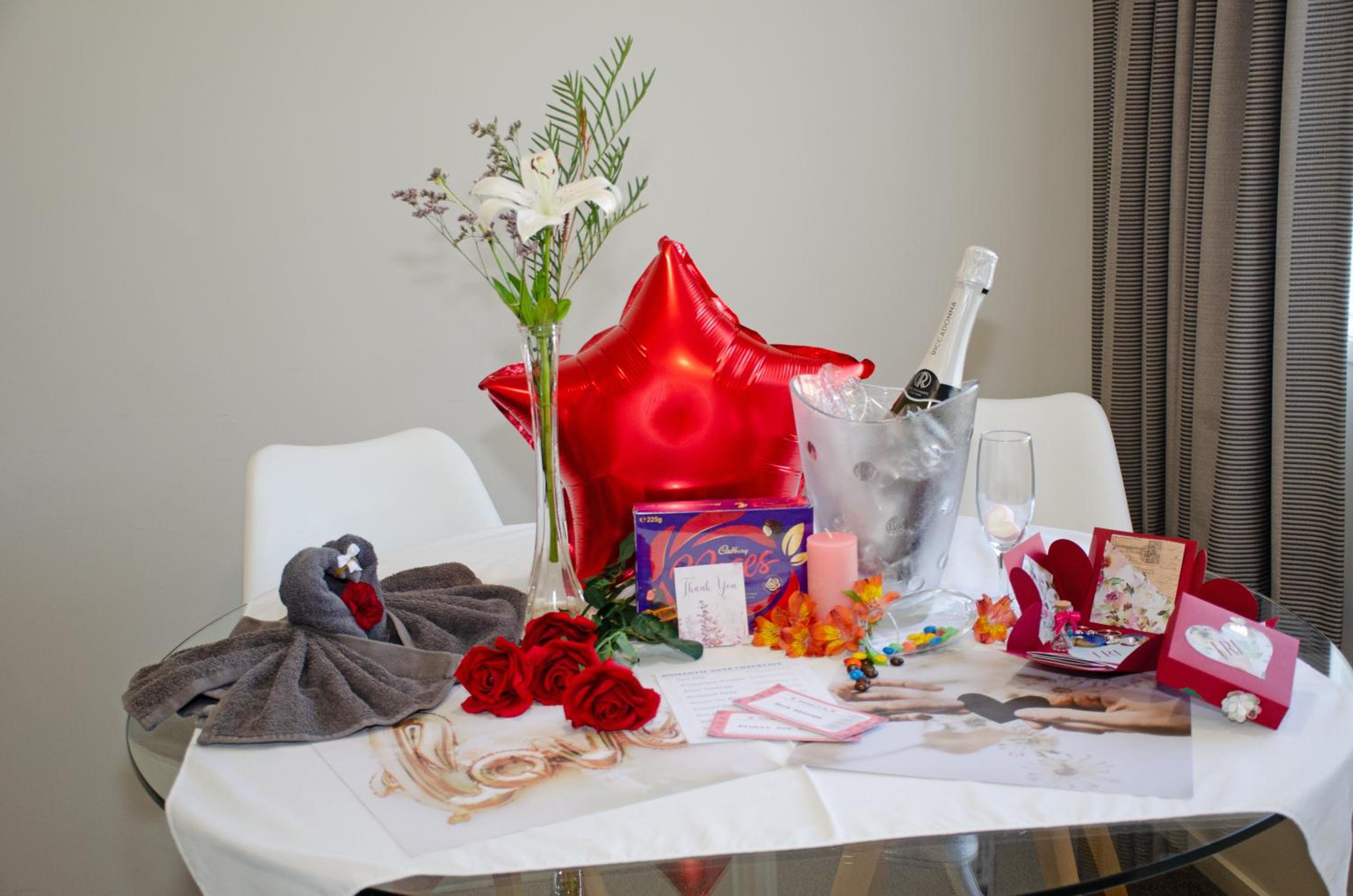 Superior Suite - Photo 11
