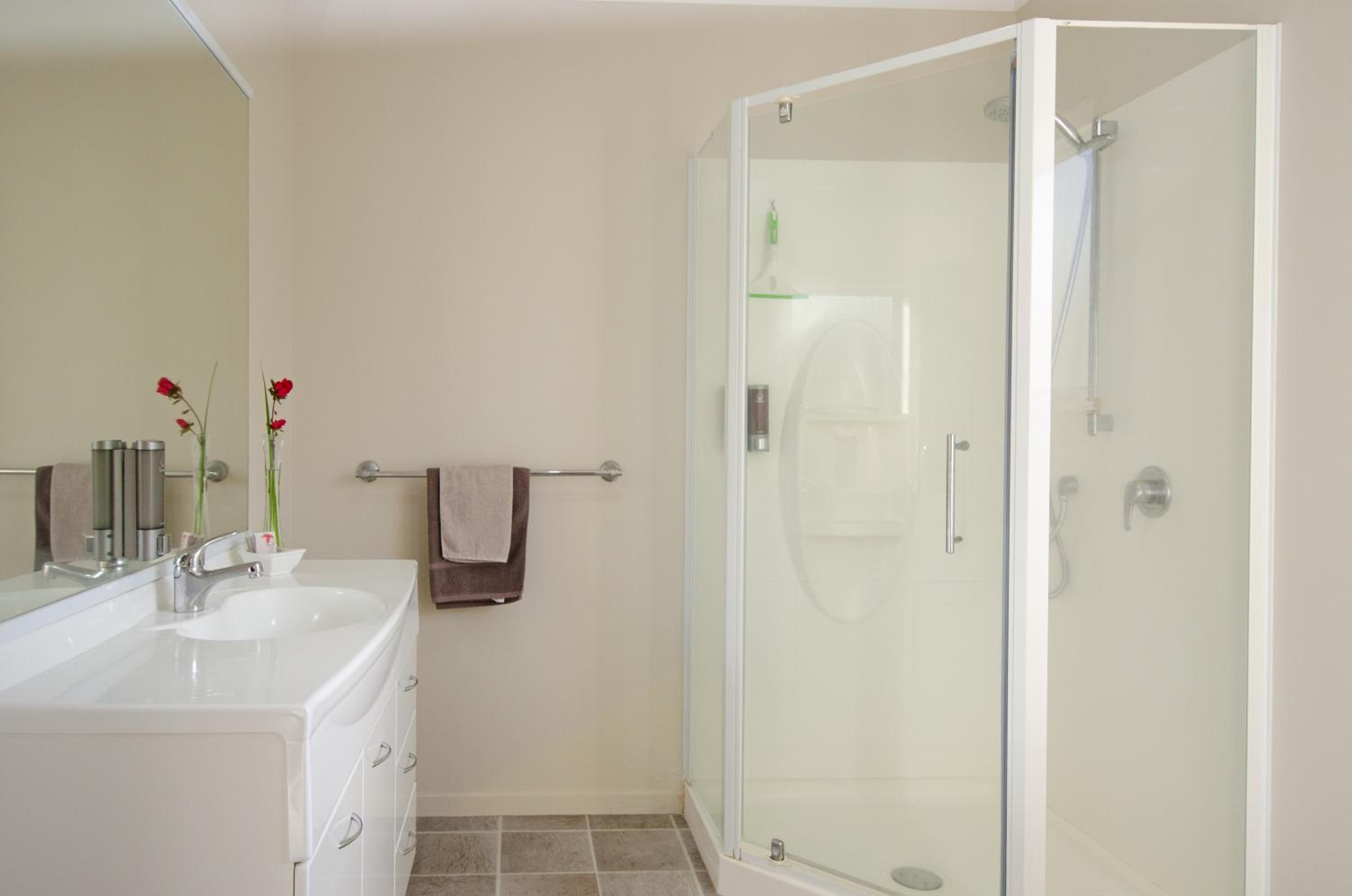 Superior Suite - Photo 30