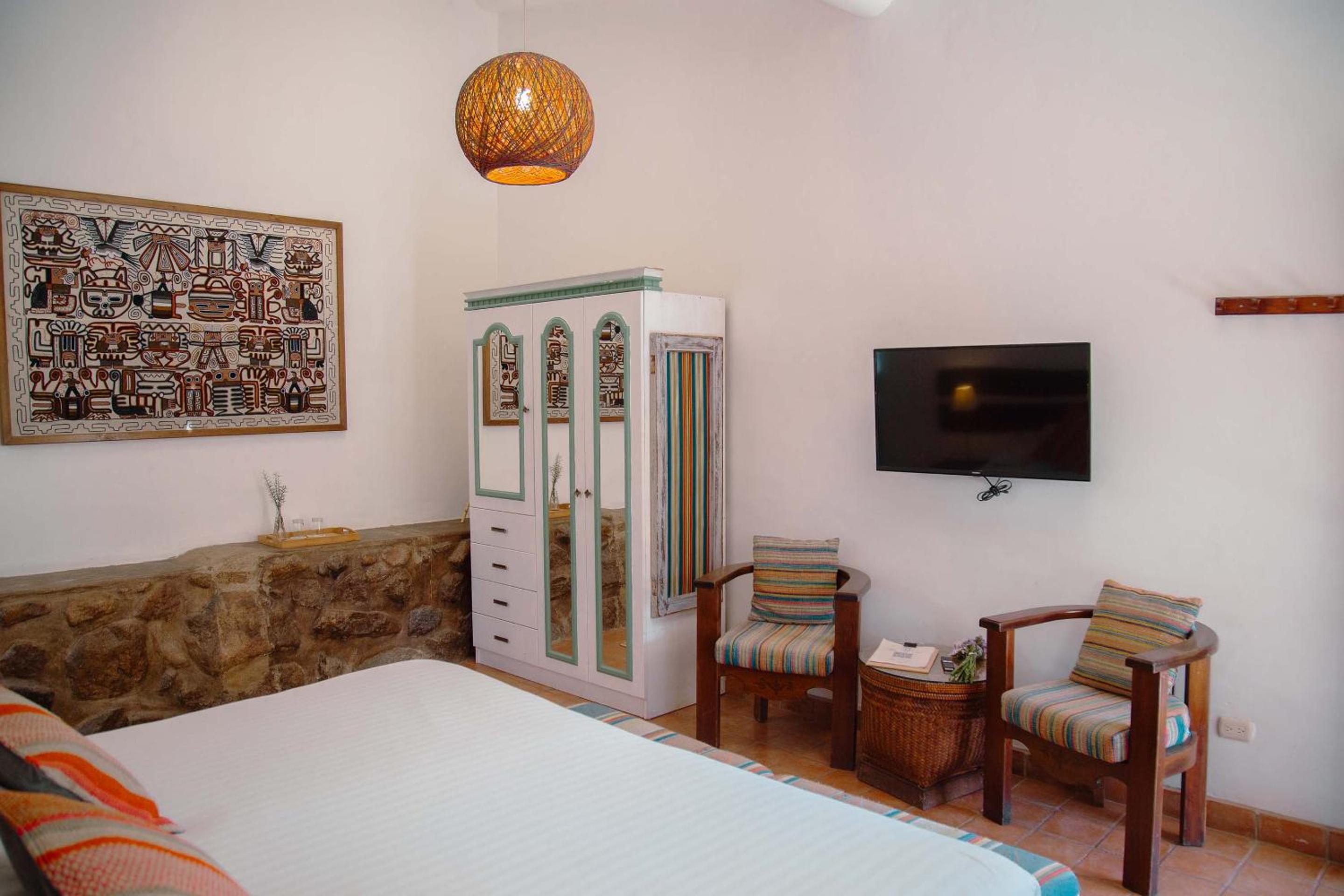 Standard Queen Room photo 2