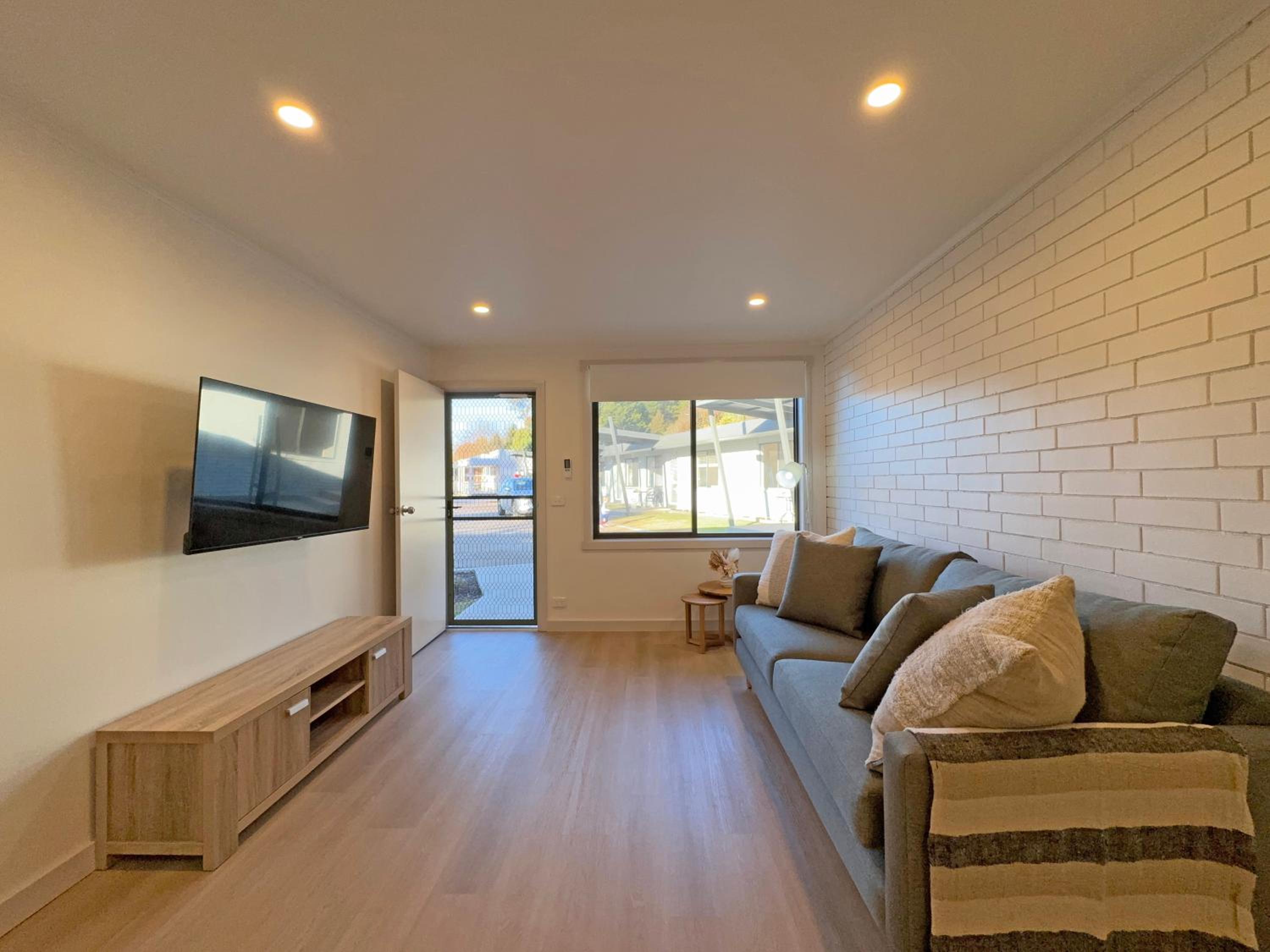 Superior Unit (2BR) - 4B photo 1