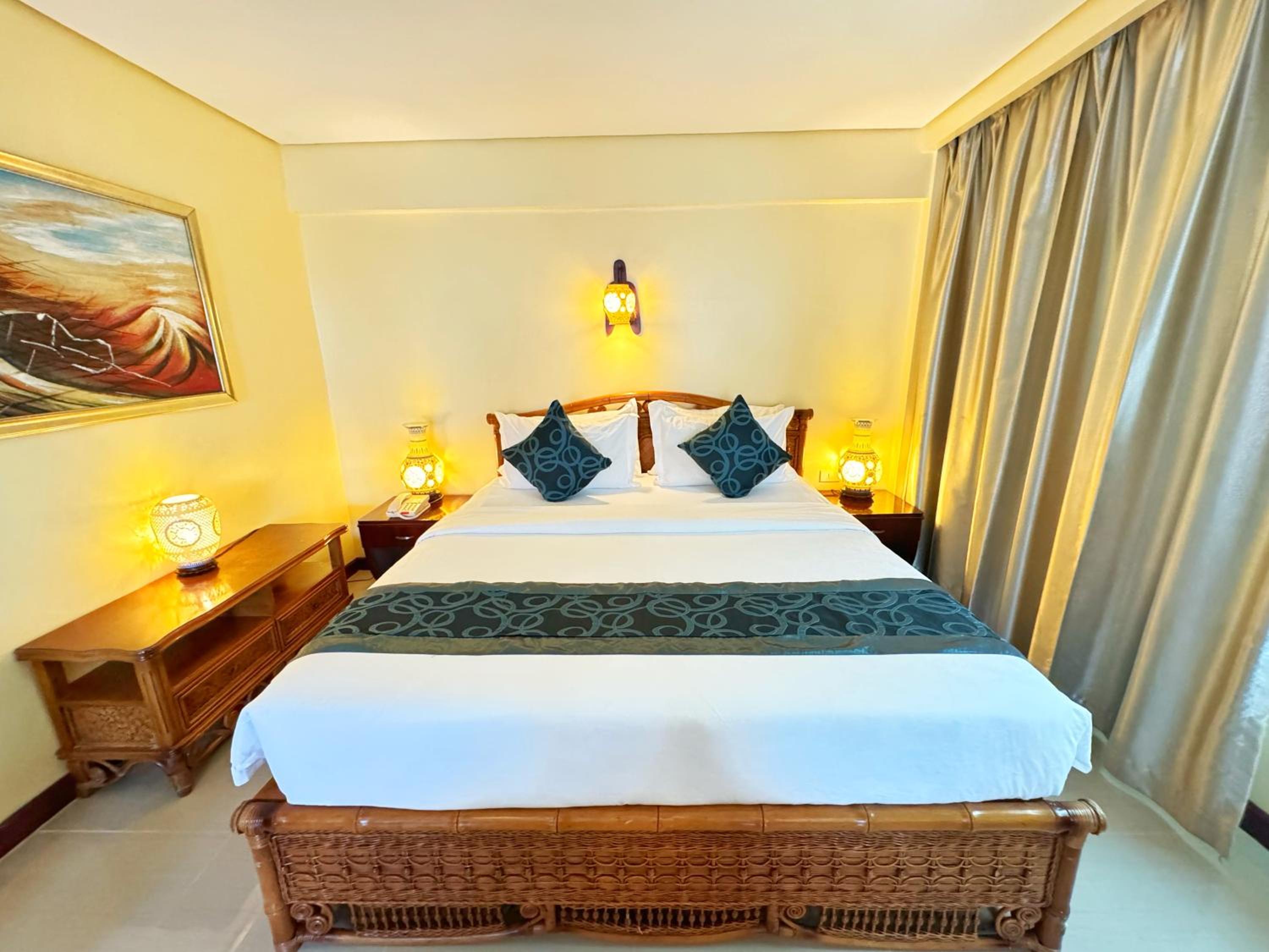 Angol King Suite - Photo 3