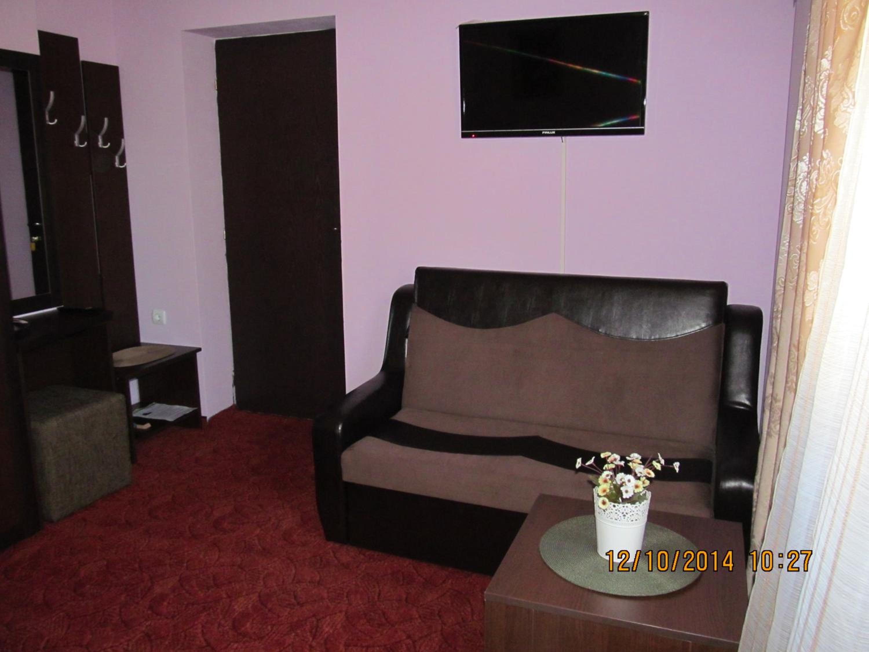 Double Room - Photo 30