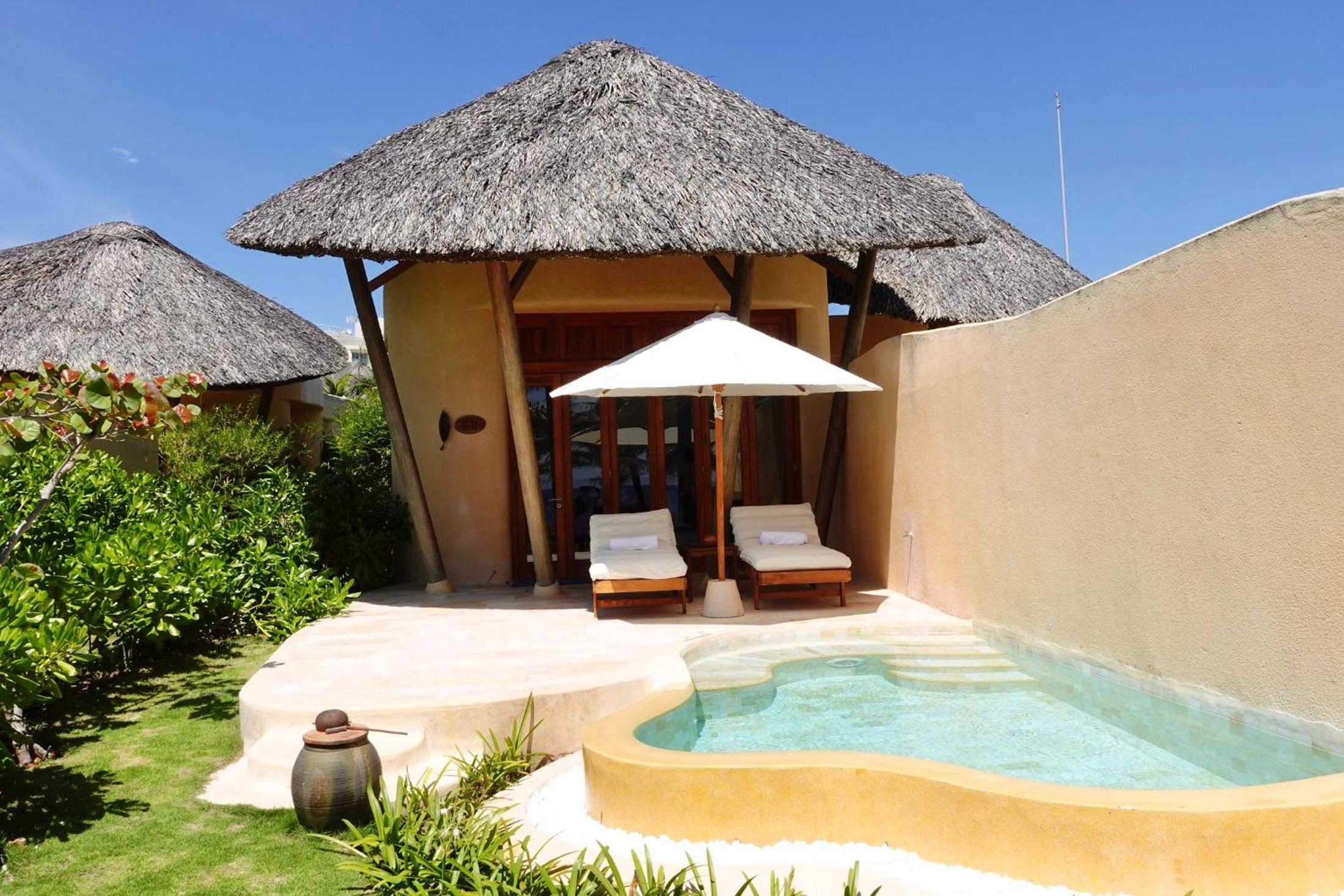 One-Bedroom Pool Villa with King Bed - Photo 7