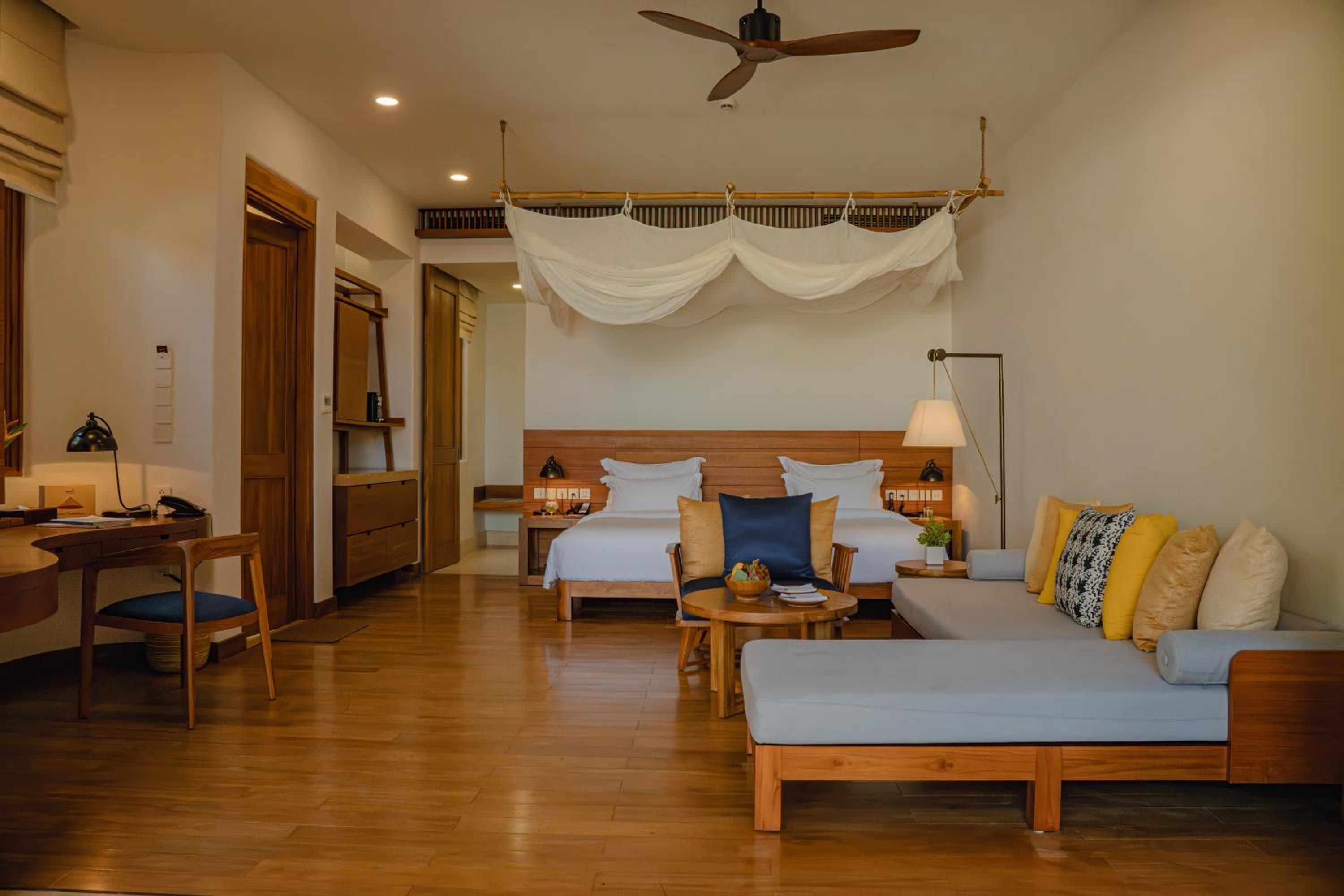 One-Bedroom Pool Villa with 2 Single Beds - Photo 1