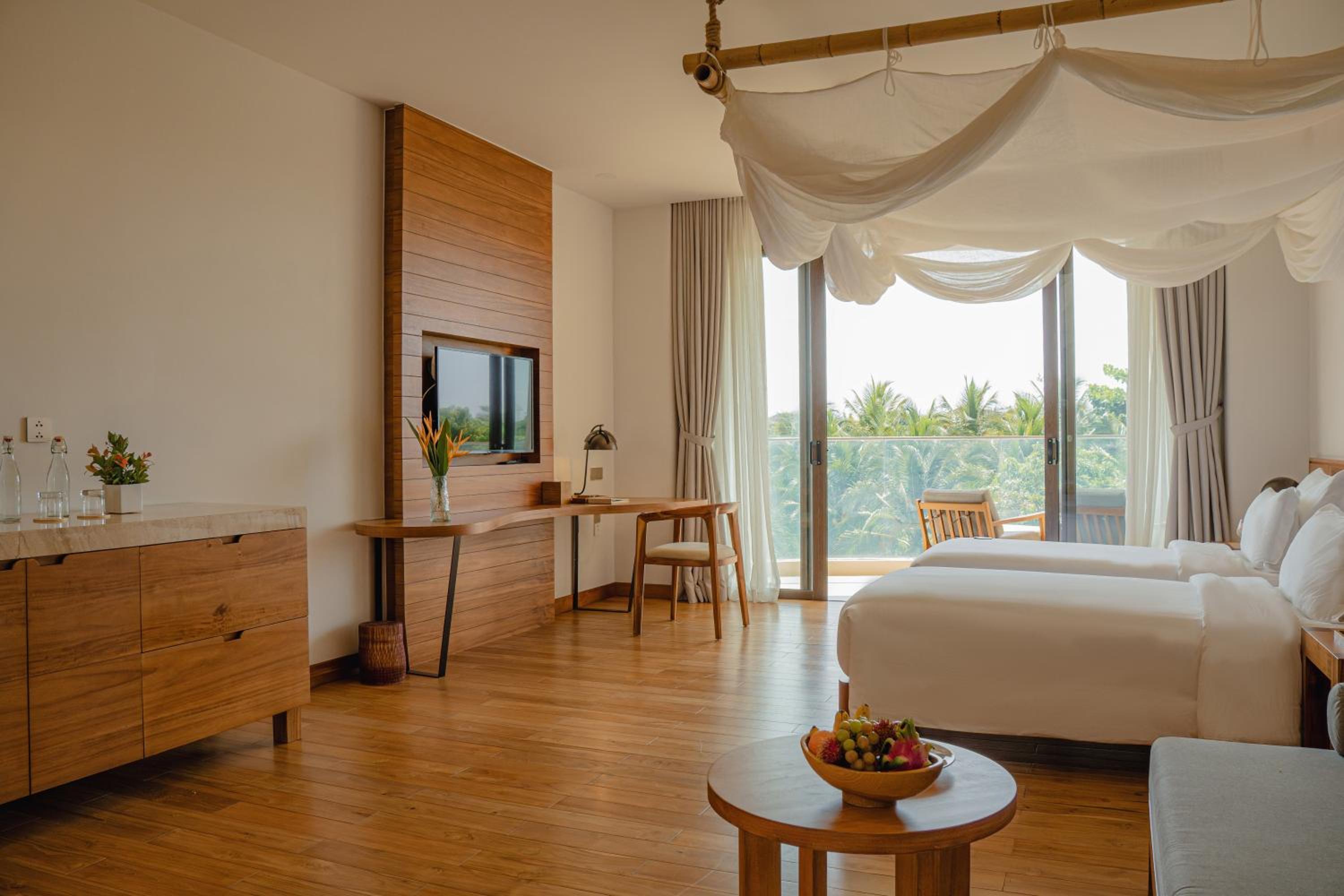Deluxe Garden View with 2 Single Beds - Photo 5