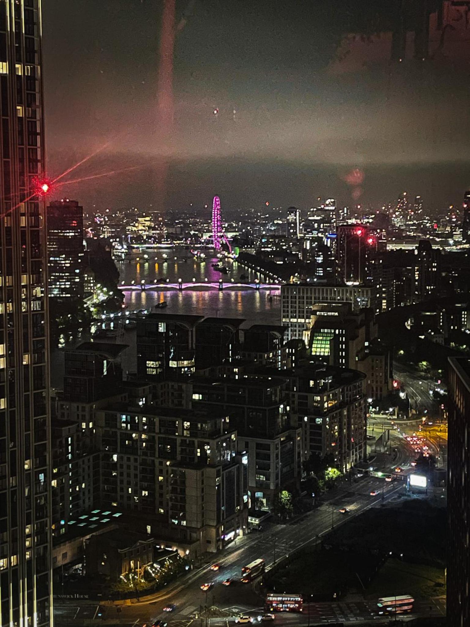 Superior Apartment with City View photo 2