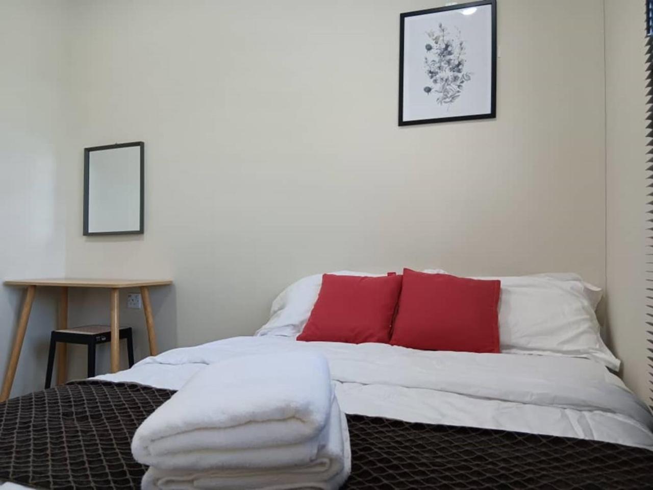 Two-Bedroom Villa - Photo 12