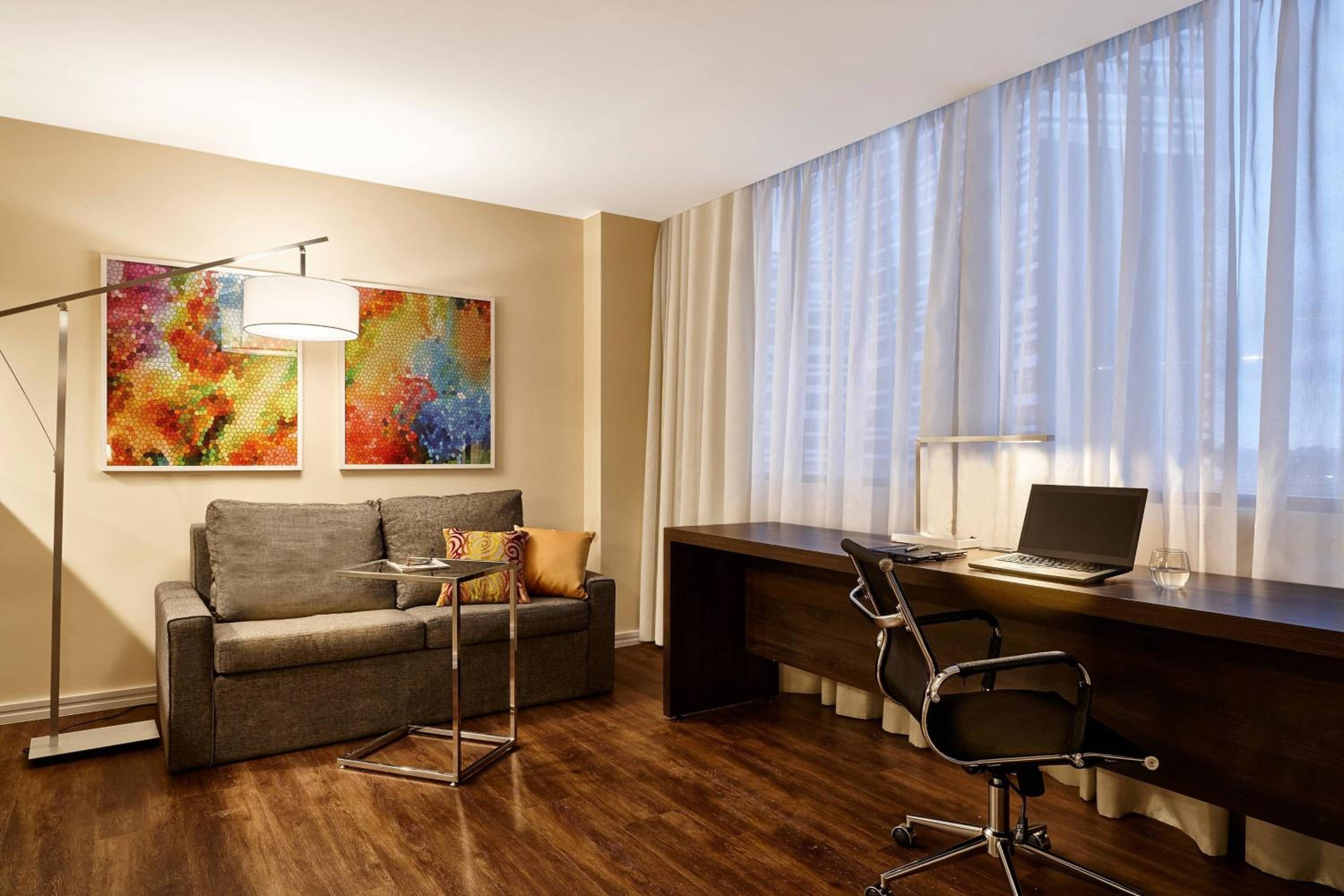 One-Bedroom Suite