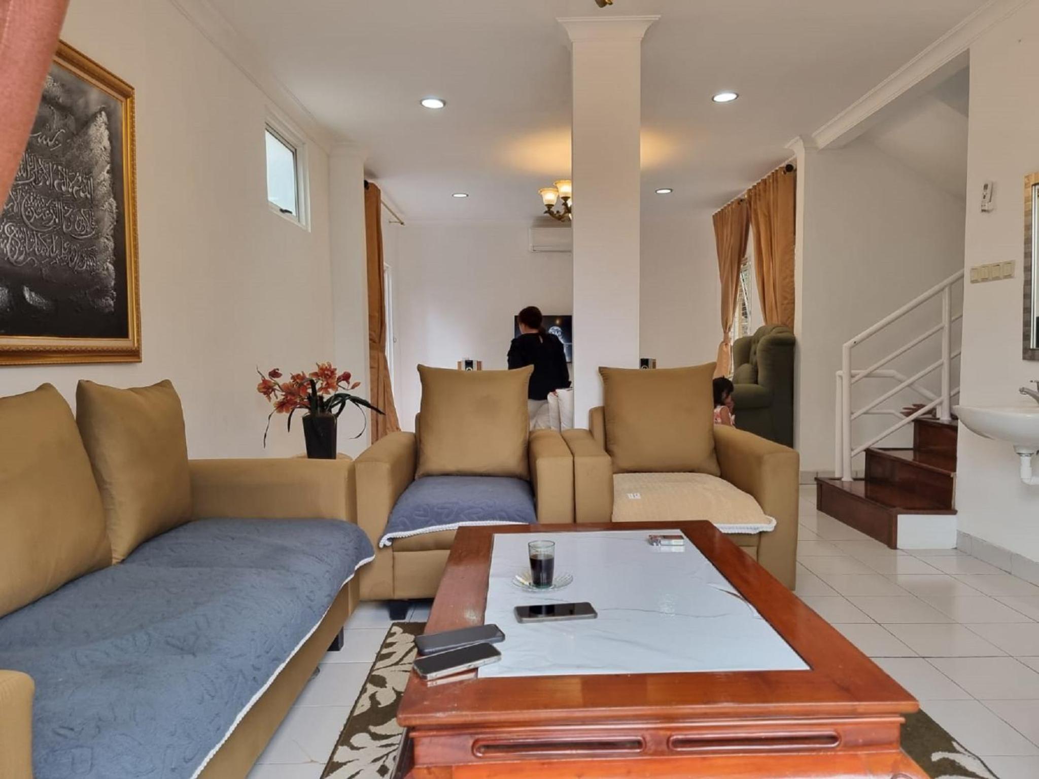 Villa photo 1