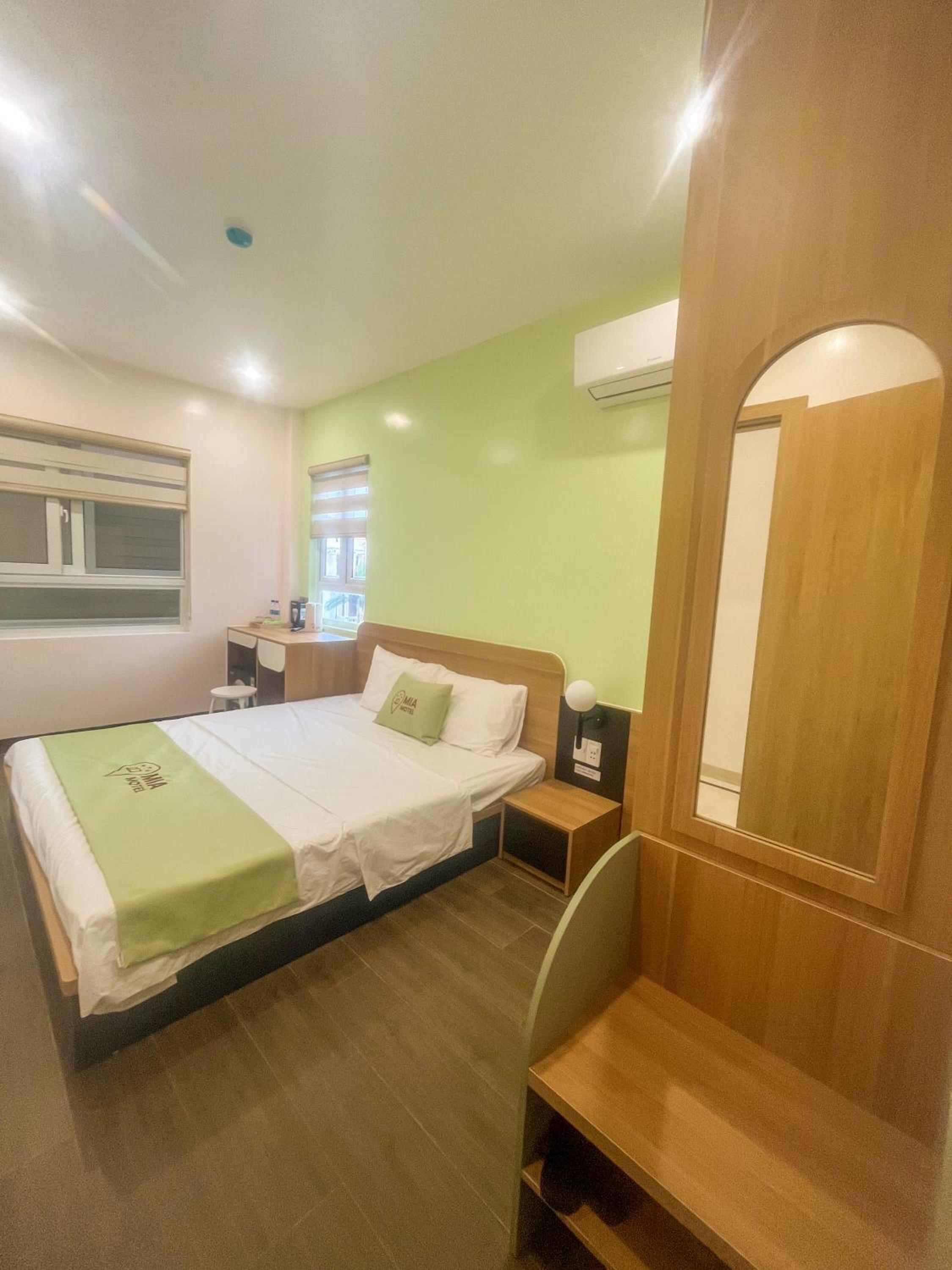 Deluxe Double Room (2 Adults + 1 Child) photo 3
