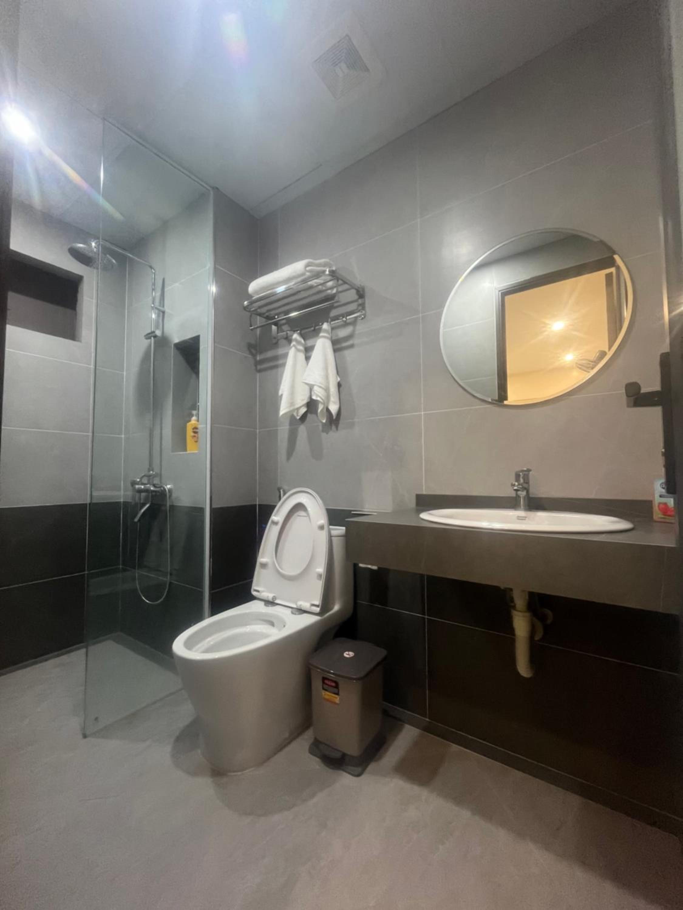 Deluxe Double Room (2 Adults + 1 Child) photo 2