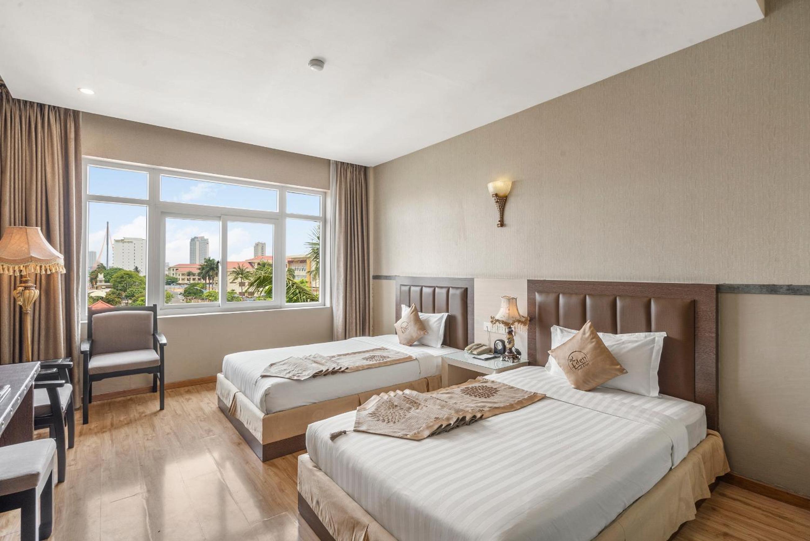 Superior Twin Room with City View
