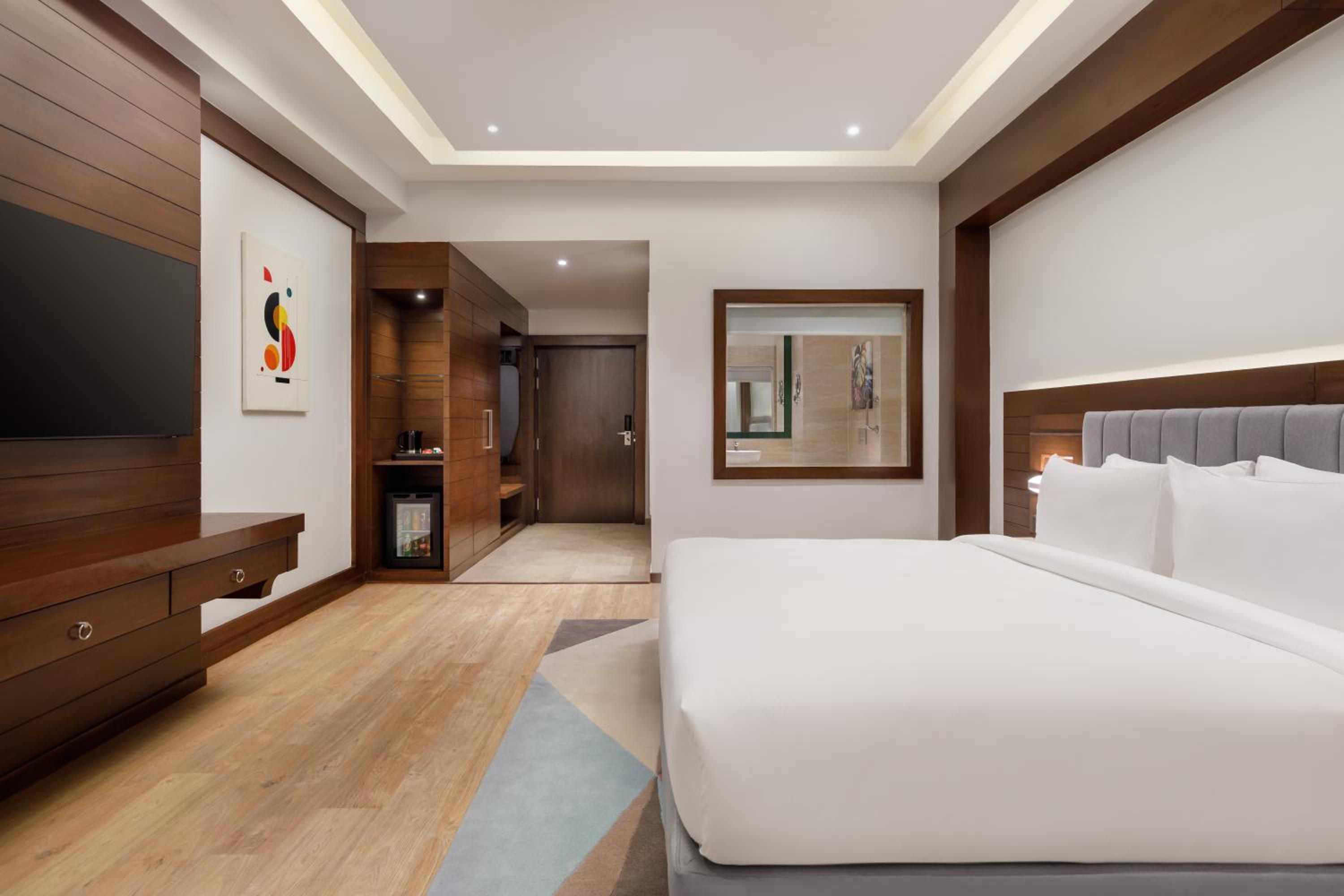 Premium King Room - Photo 1