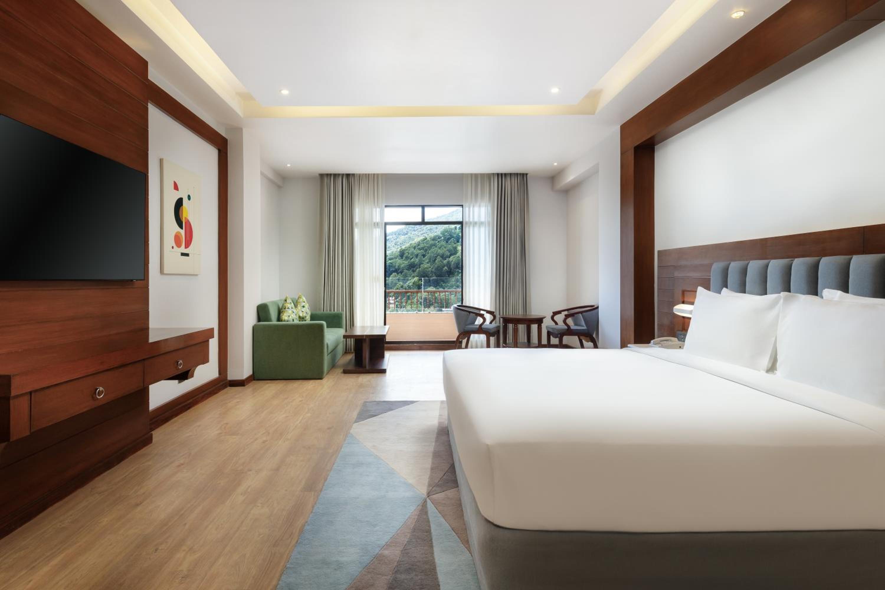 King Suite with Hills View - Photo 7