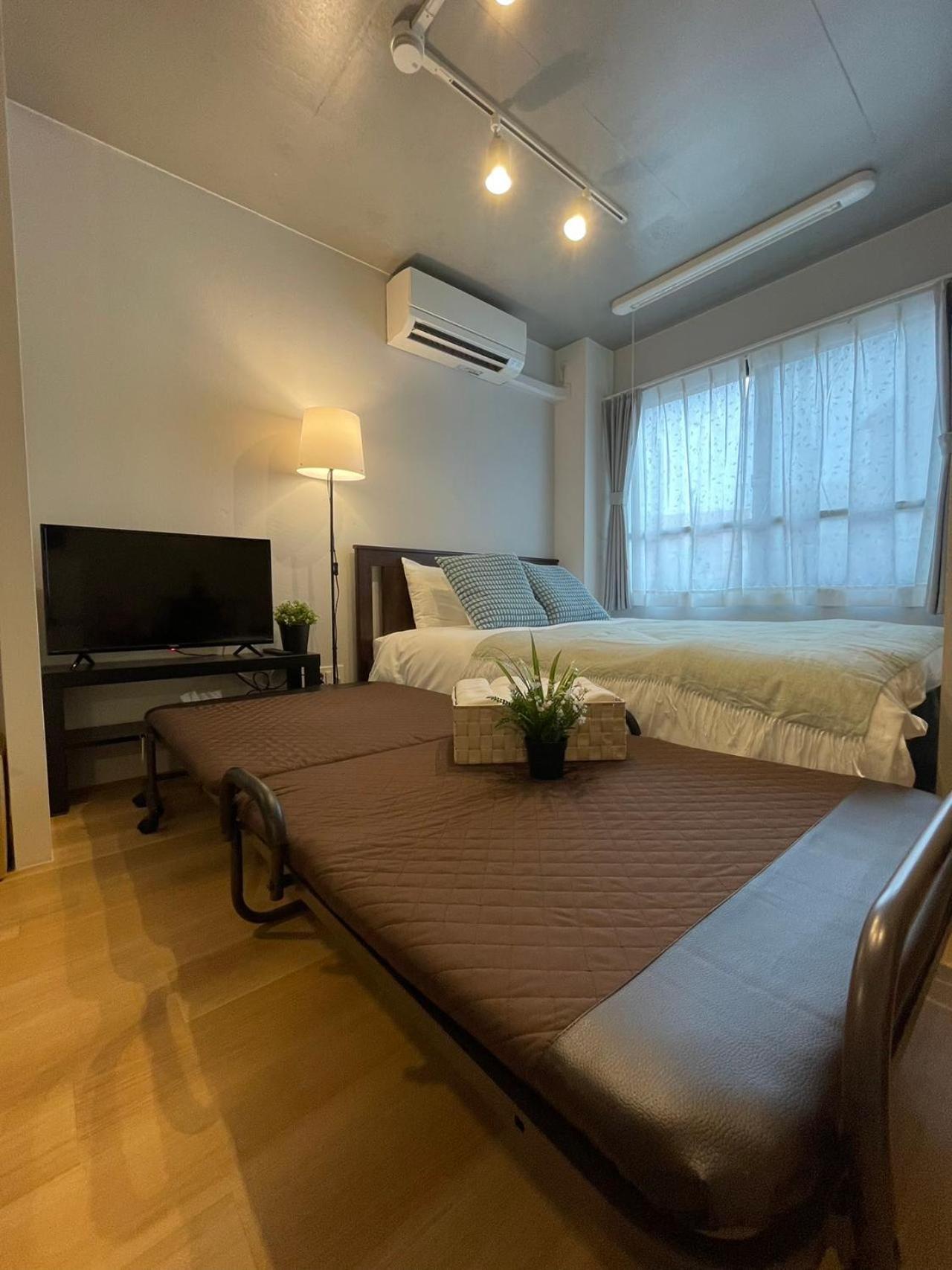 Double Room with Extra Bed photo 2
