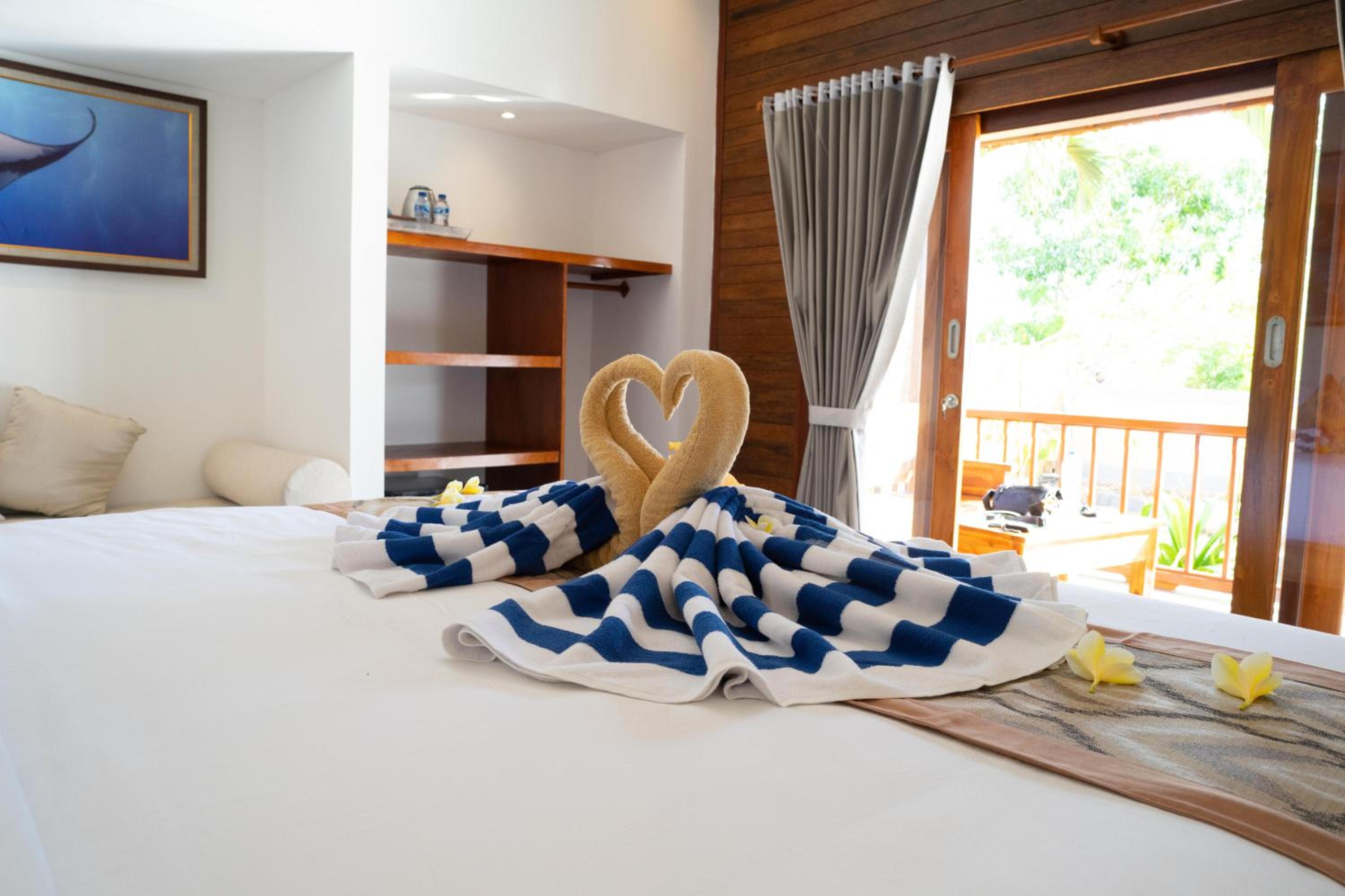 Villa with Sea View - Photo 19