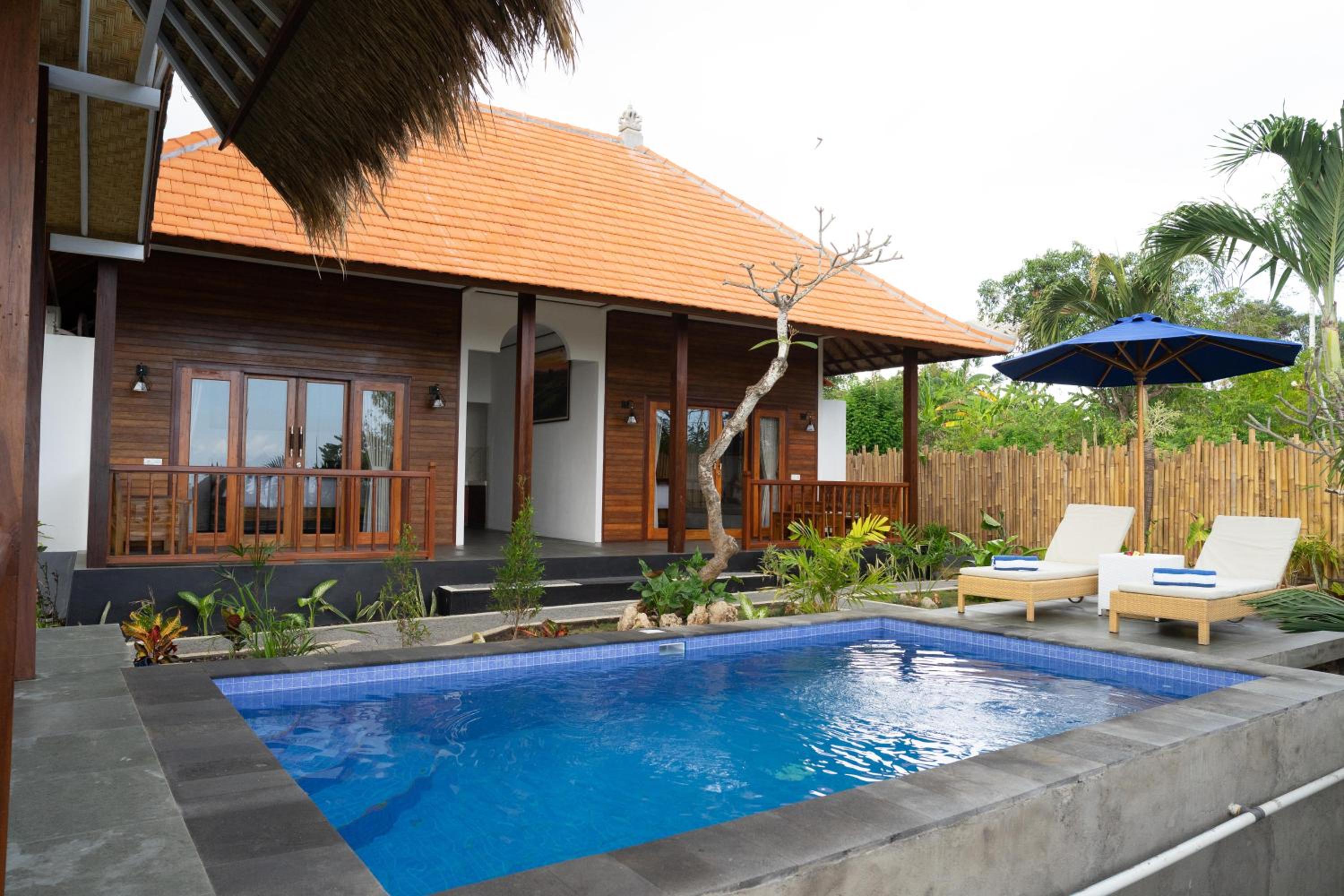 Villa with Sea View - Photo 9