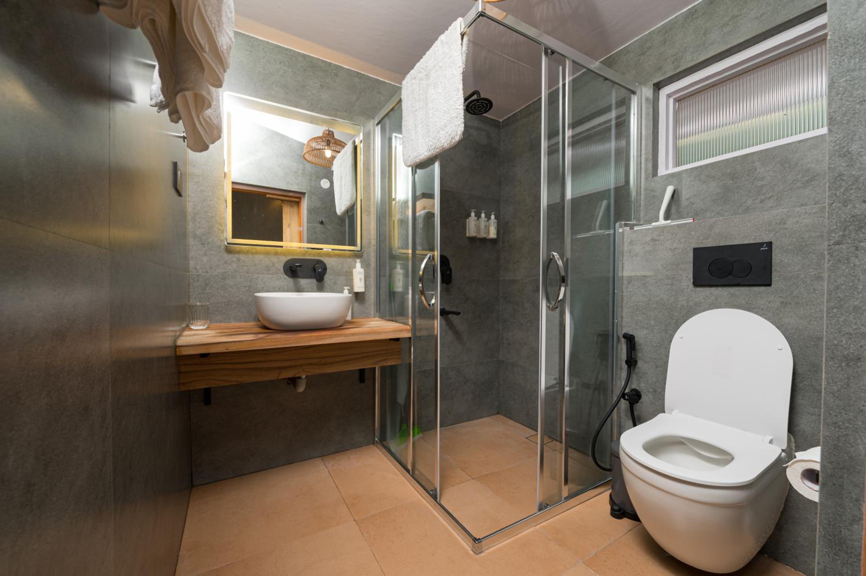 Superior Triple Room photo 3