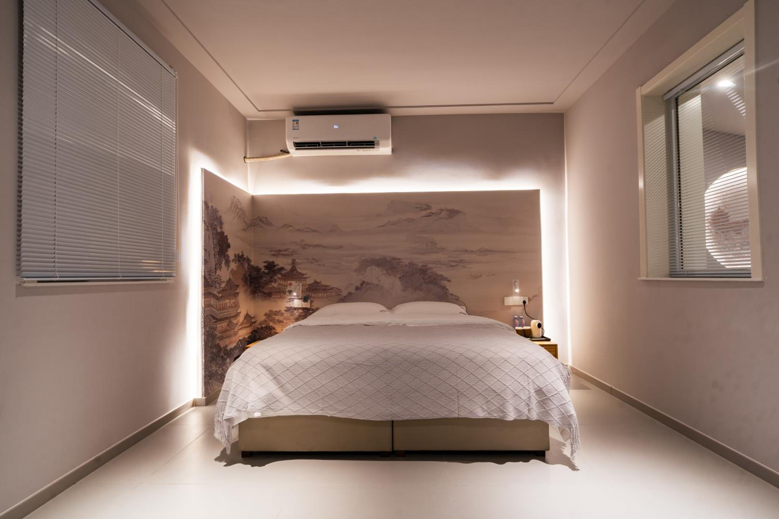 One-Bedroom House photo 2