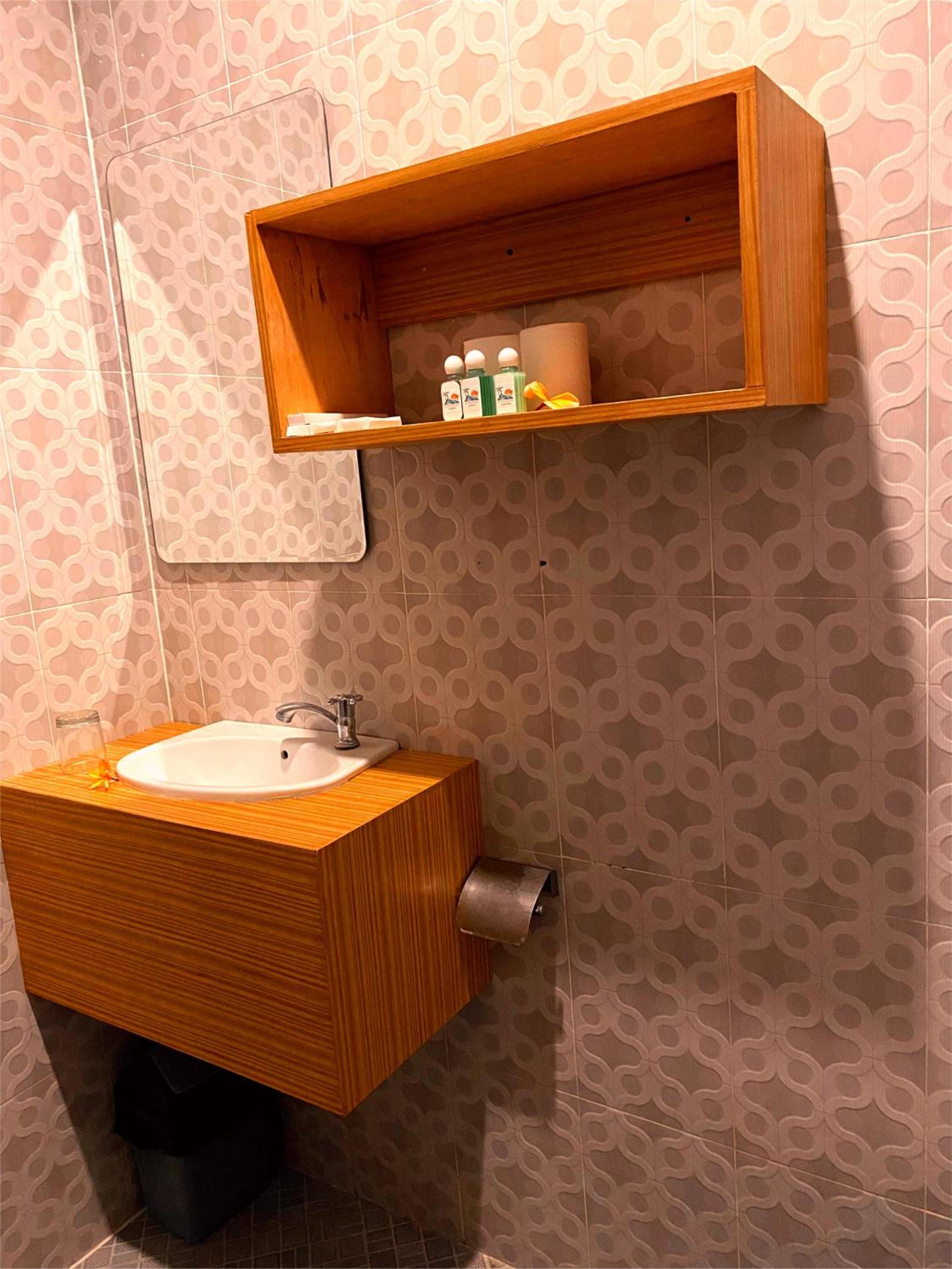 Deluxe Double or Twin Room photo 3