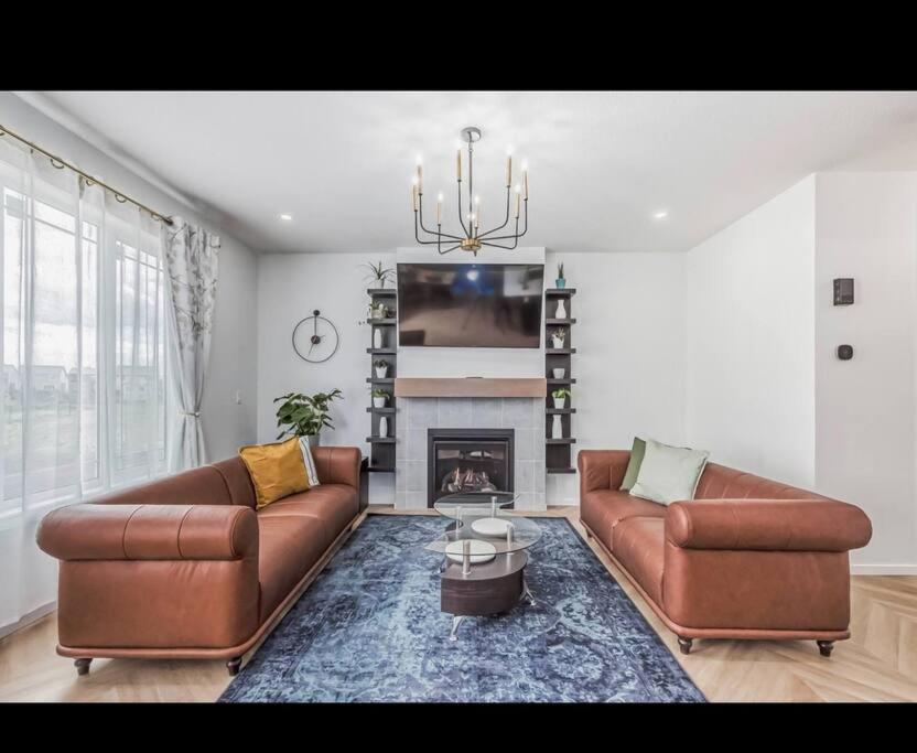 Four-Bedroom House photo 2