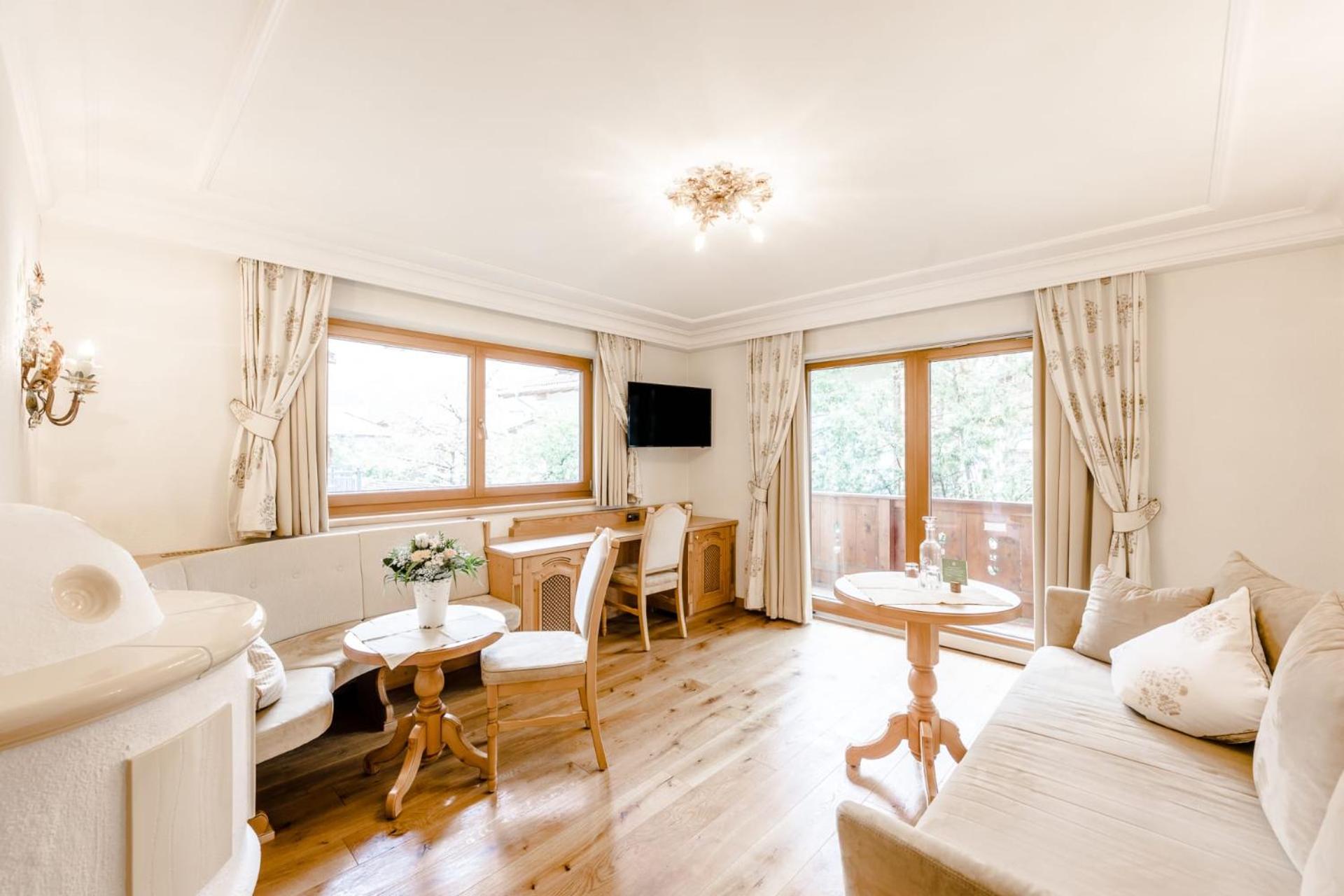 Suite with Balcony - Photo 1