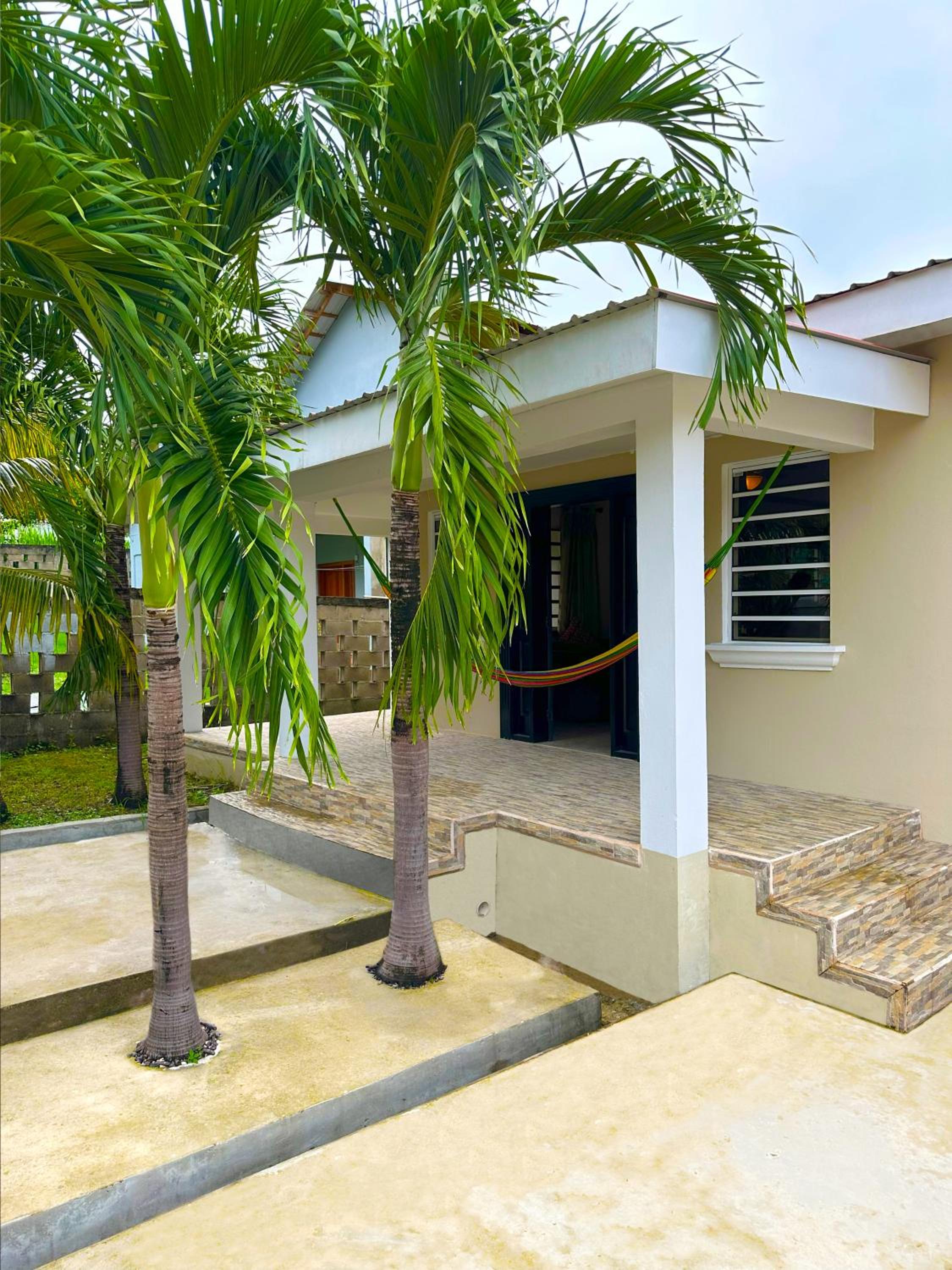 Three-Bedroom House photo 2