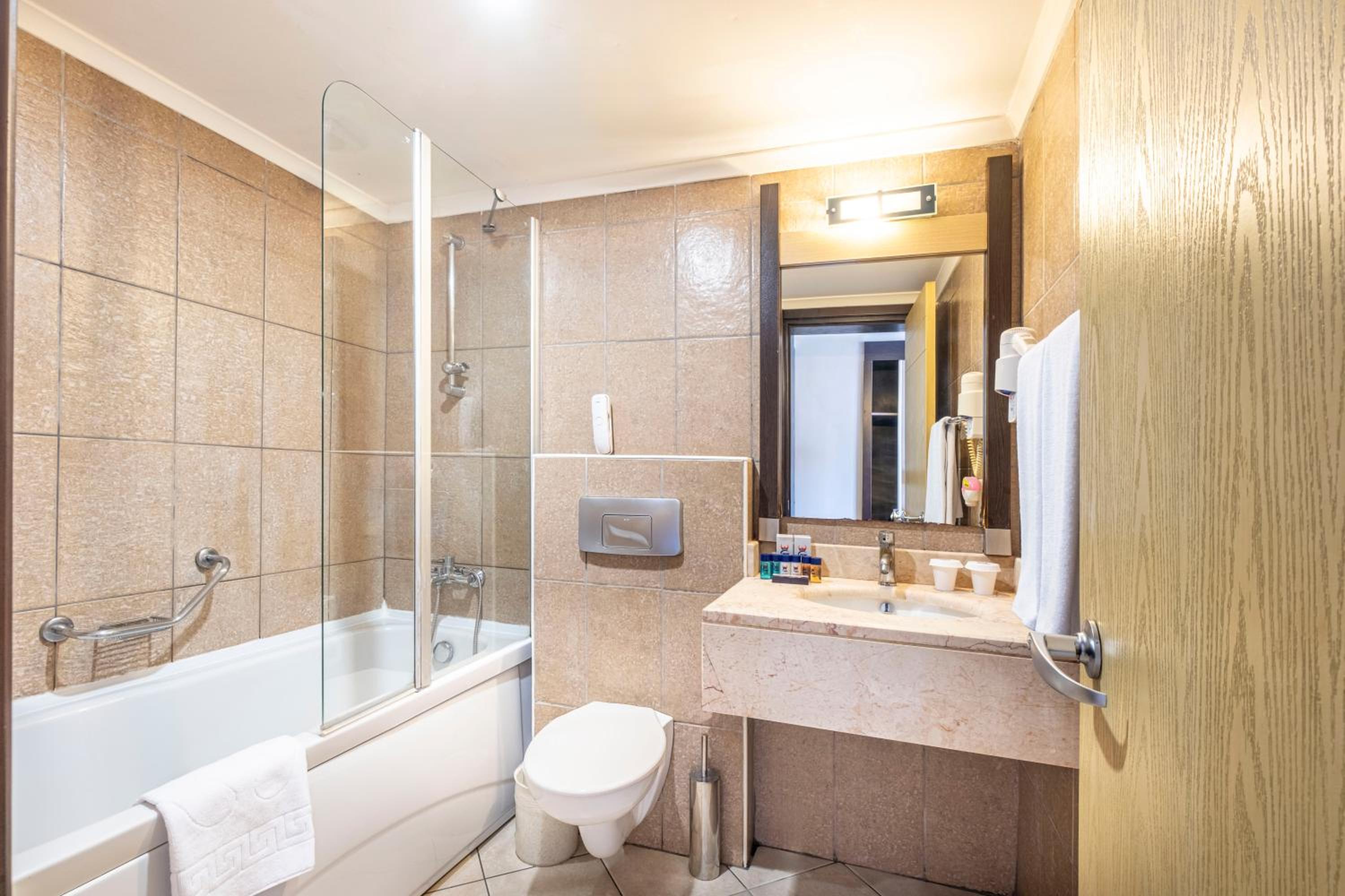 Standard Double Or Twin Room With Land View photo 1
