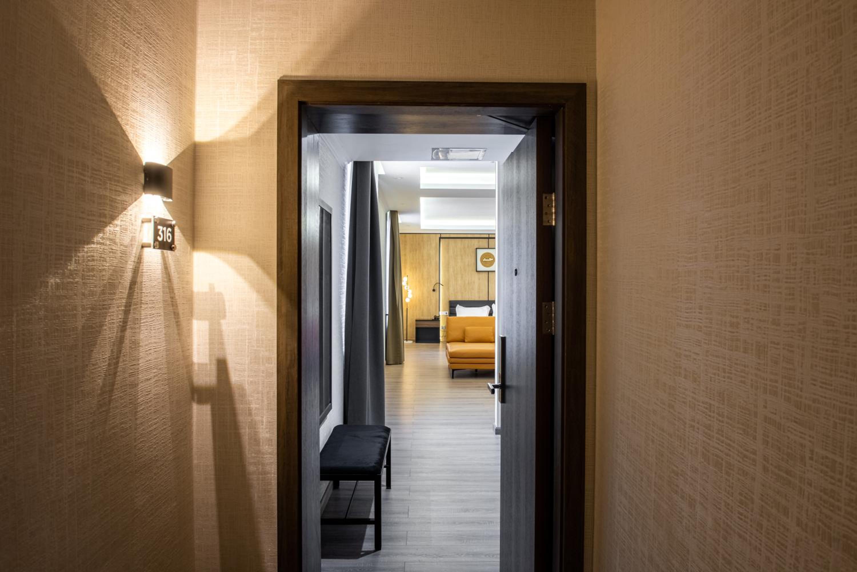 Suite photo 1